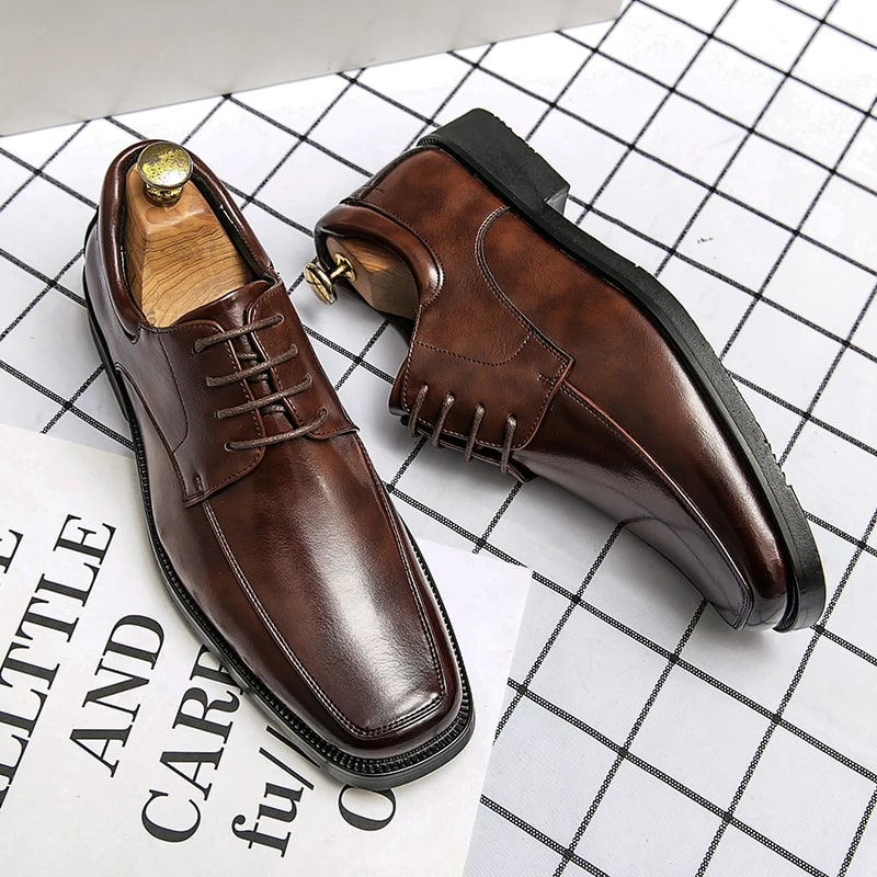 Premium Genuine Leather Men's Social Shoes – 2024 Trend Collection product photo