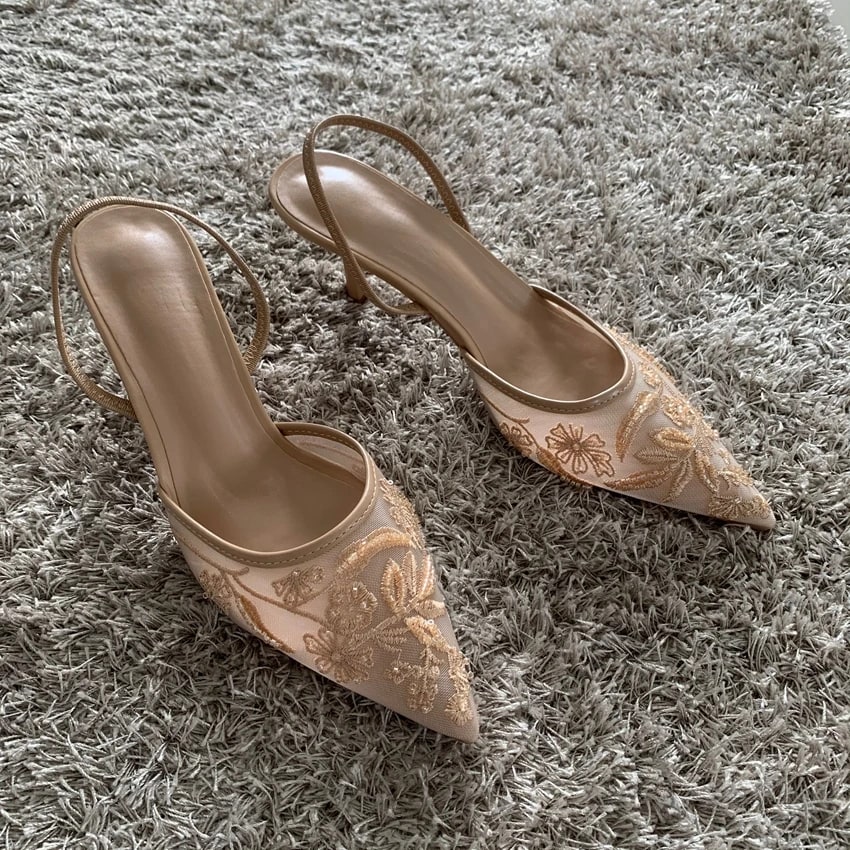 Scarpins Slingback em Mesh com Bordados e Pérolas product photo