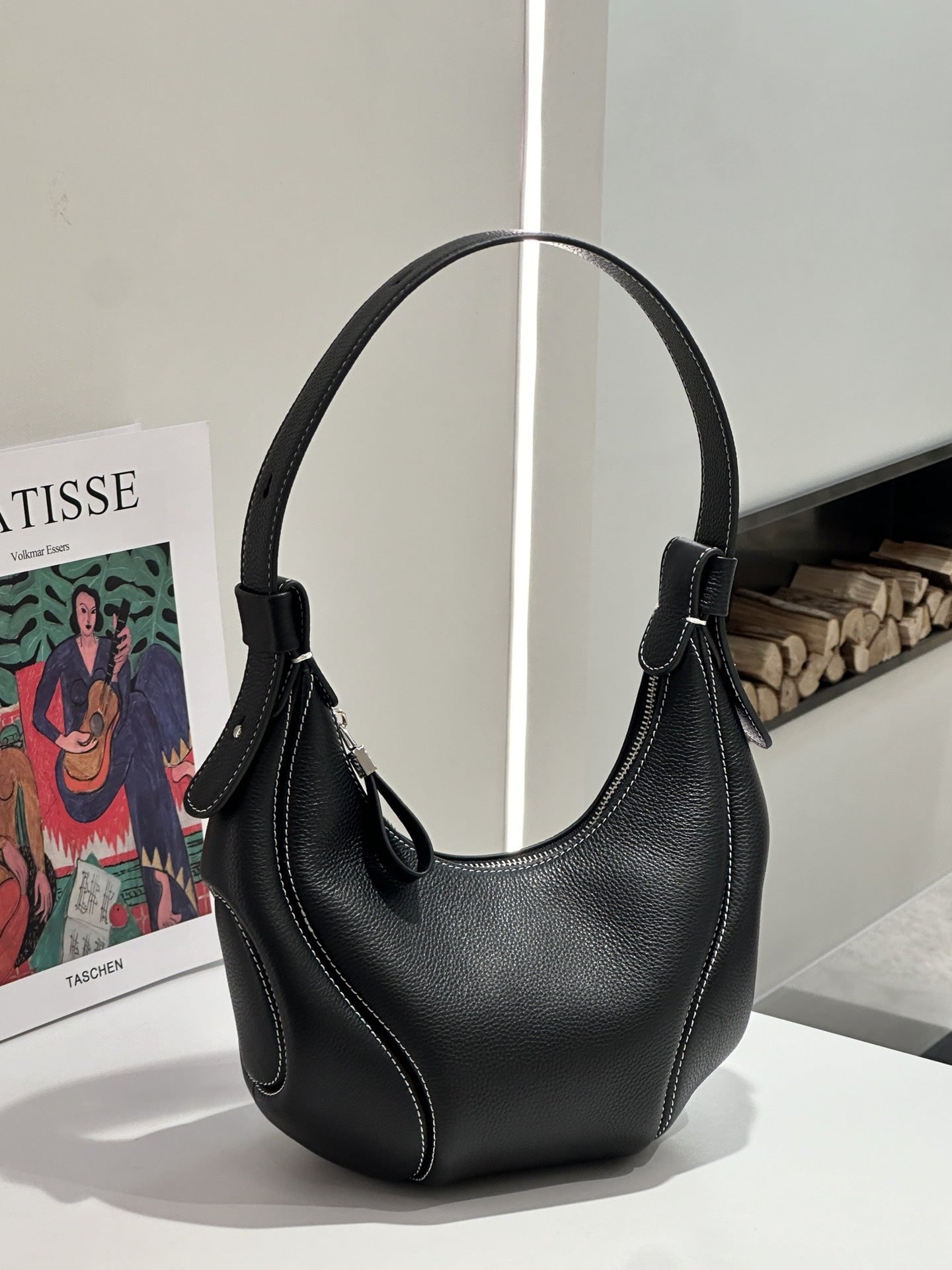 New Soft Leather Luxury-style Bag, Underarm Bag With A High-end Feel, Large Capacity Tote Bag, First Layer Cowhide Crossbody Bag product photo