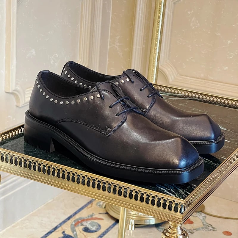 Thick Sole Derby Shoes with Cowhide Rivets – Black Dress Oxford product photo