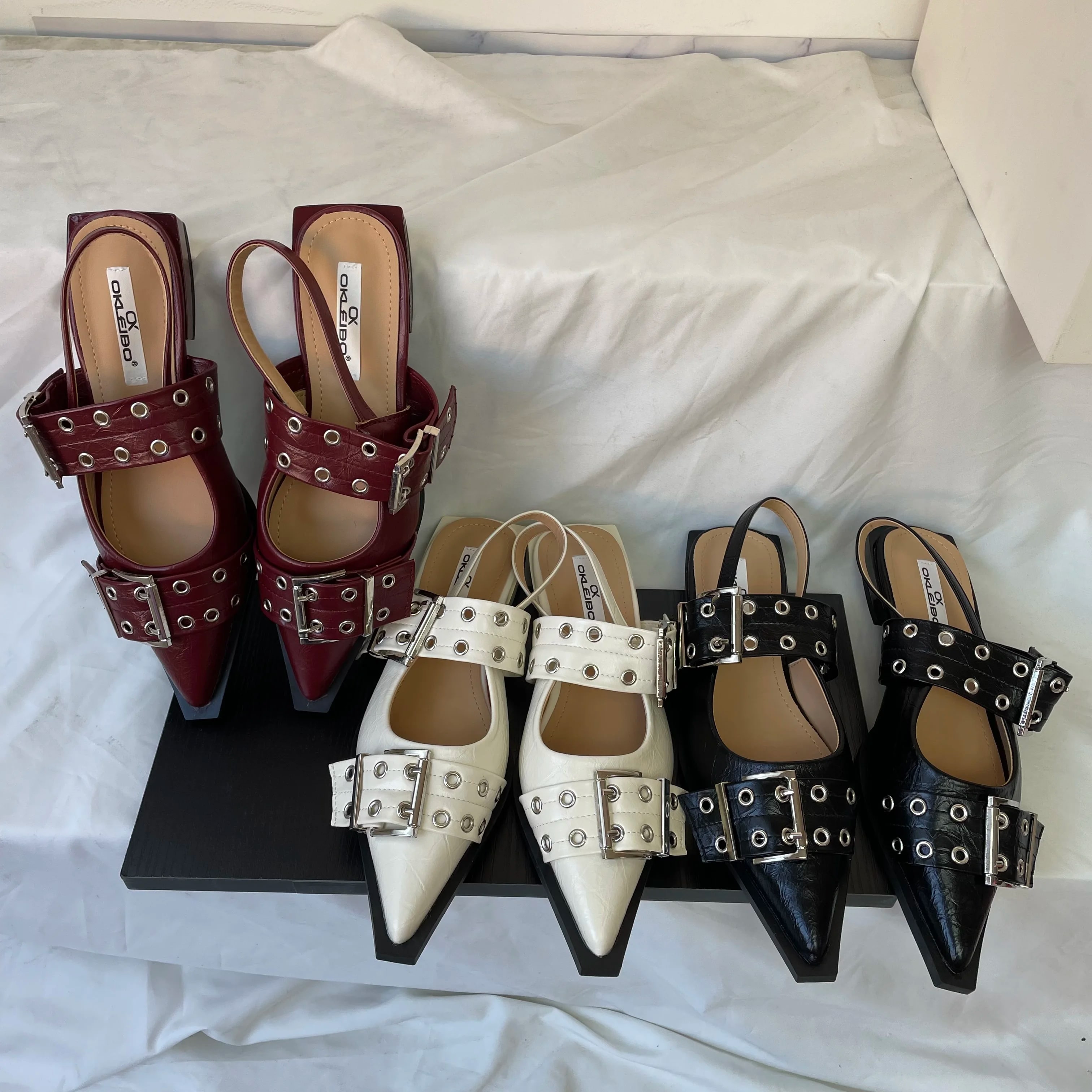 Chic Pointed Toe Slingback Sandals product photo