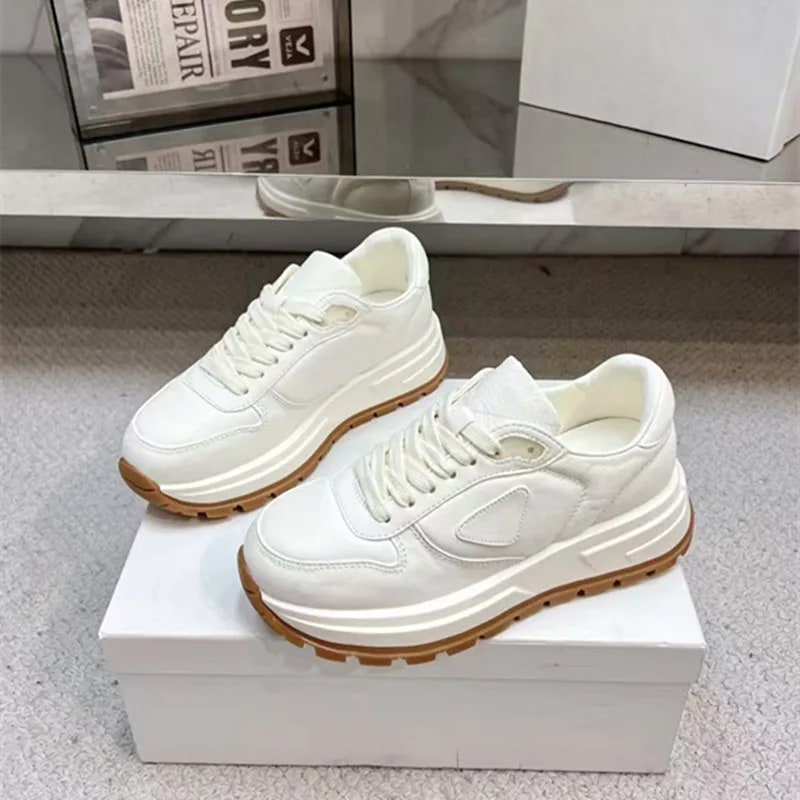 Spring 2025 Genuine Leather Thick-Soled Sneakers – Versatile White Fashion Shoes product photo