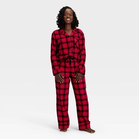 Wondershop Women’s Plaid Flannel 2 Piece Family Sleep Set Red/Black M