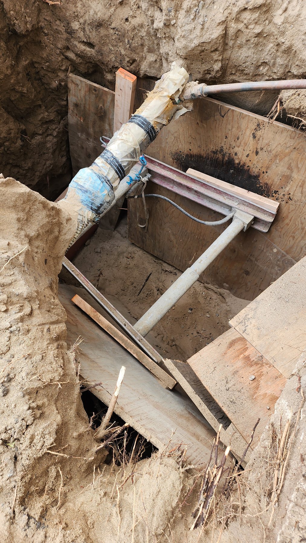 Excavation work for underground sewer piping
