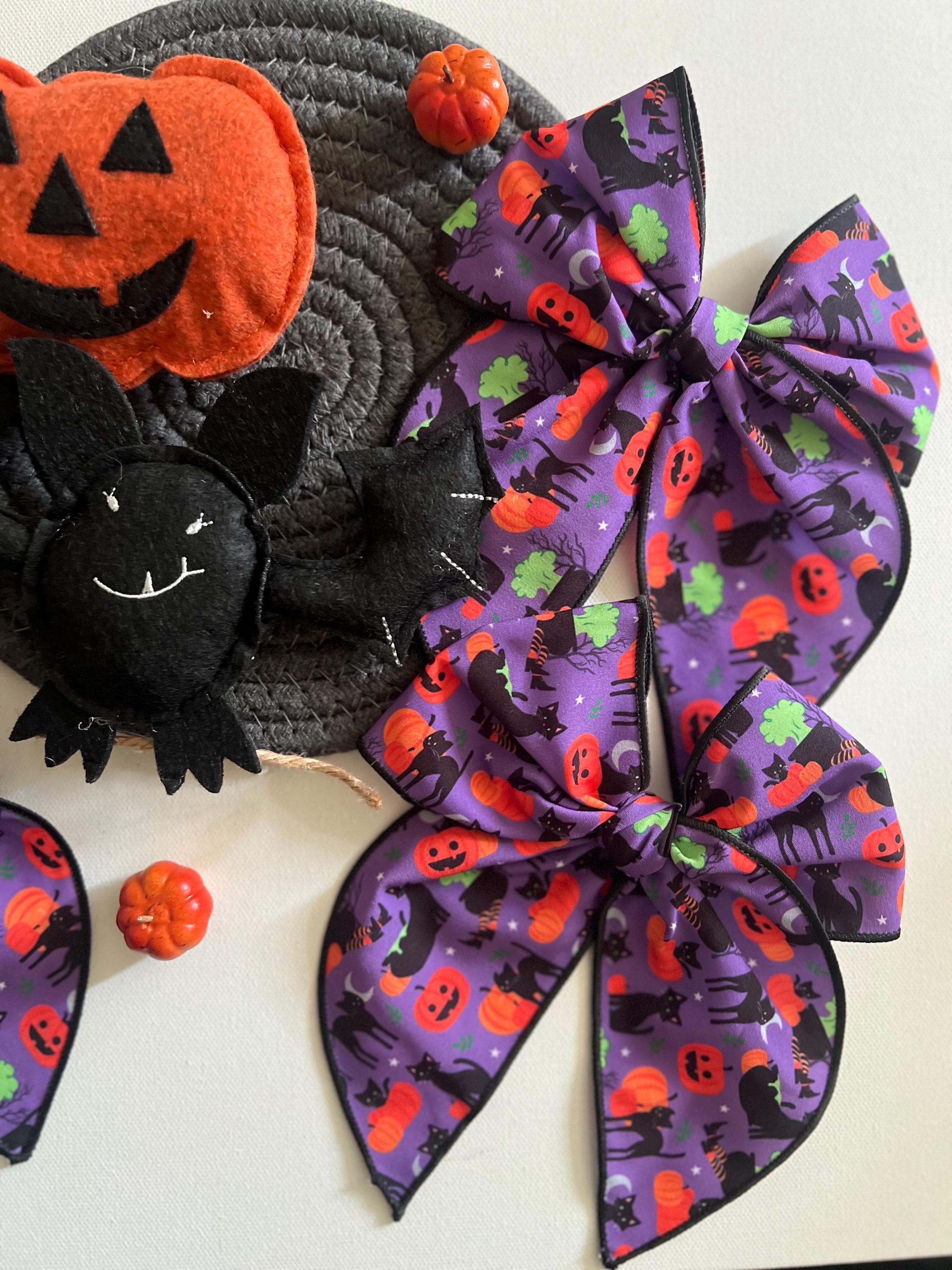 Halloween purple black cat & pumpkin 5.5β hair bow, view 3