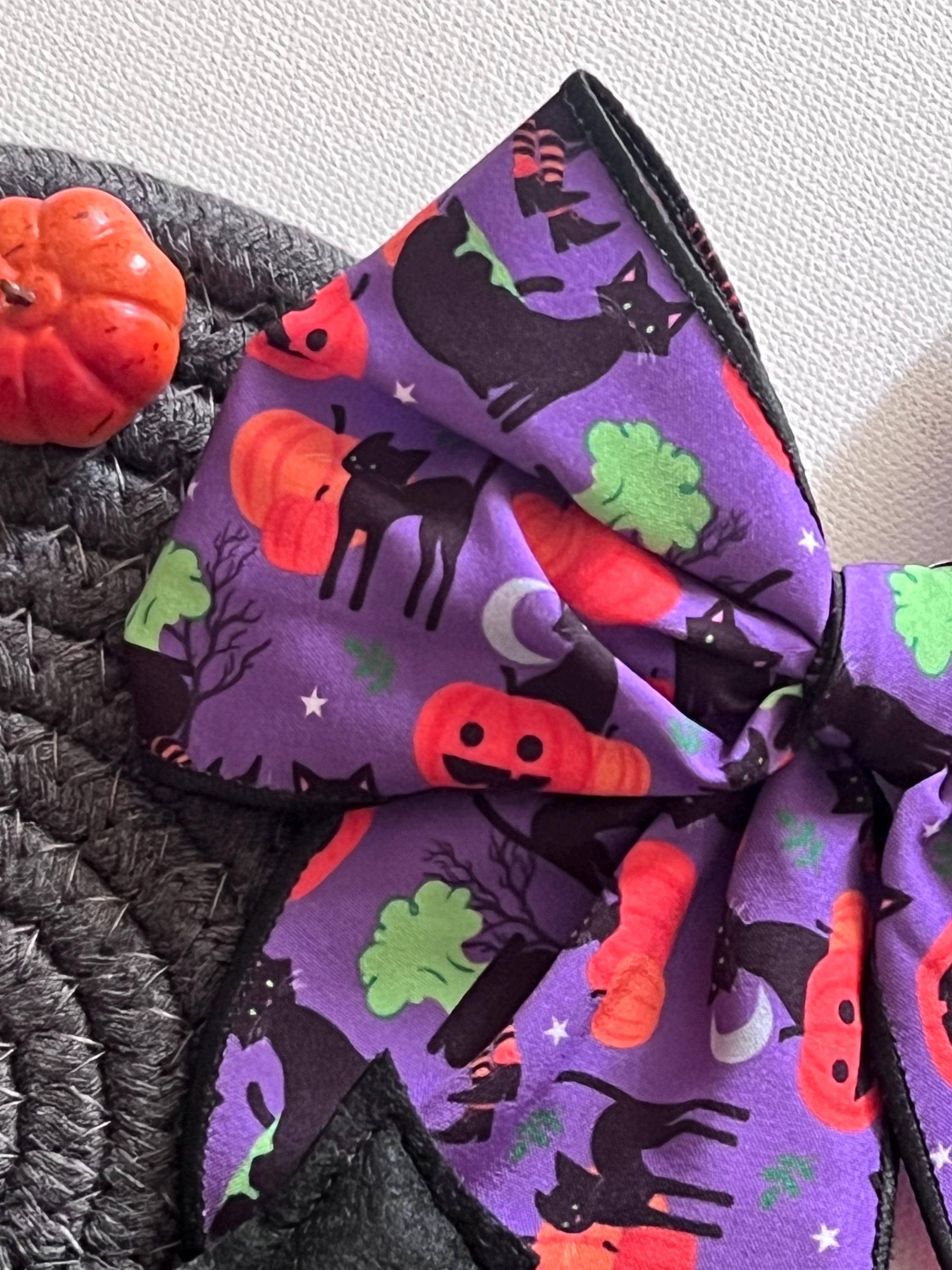 Halloween purple black cat & pumpkin 5.5β hair bow, view 8