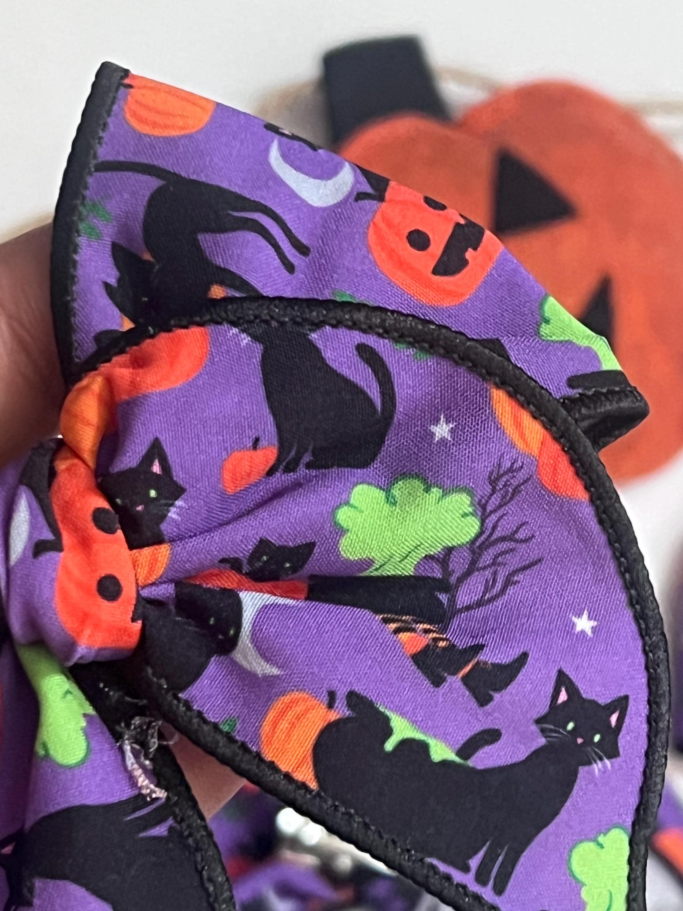 Handmade Halloween Hair Bow – Spooky Black Cat & Pumpkin Print, view 9