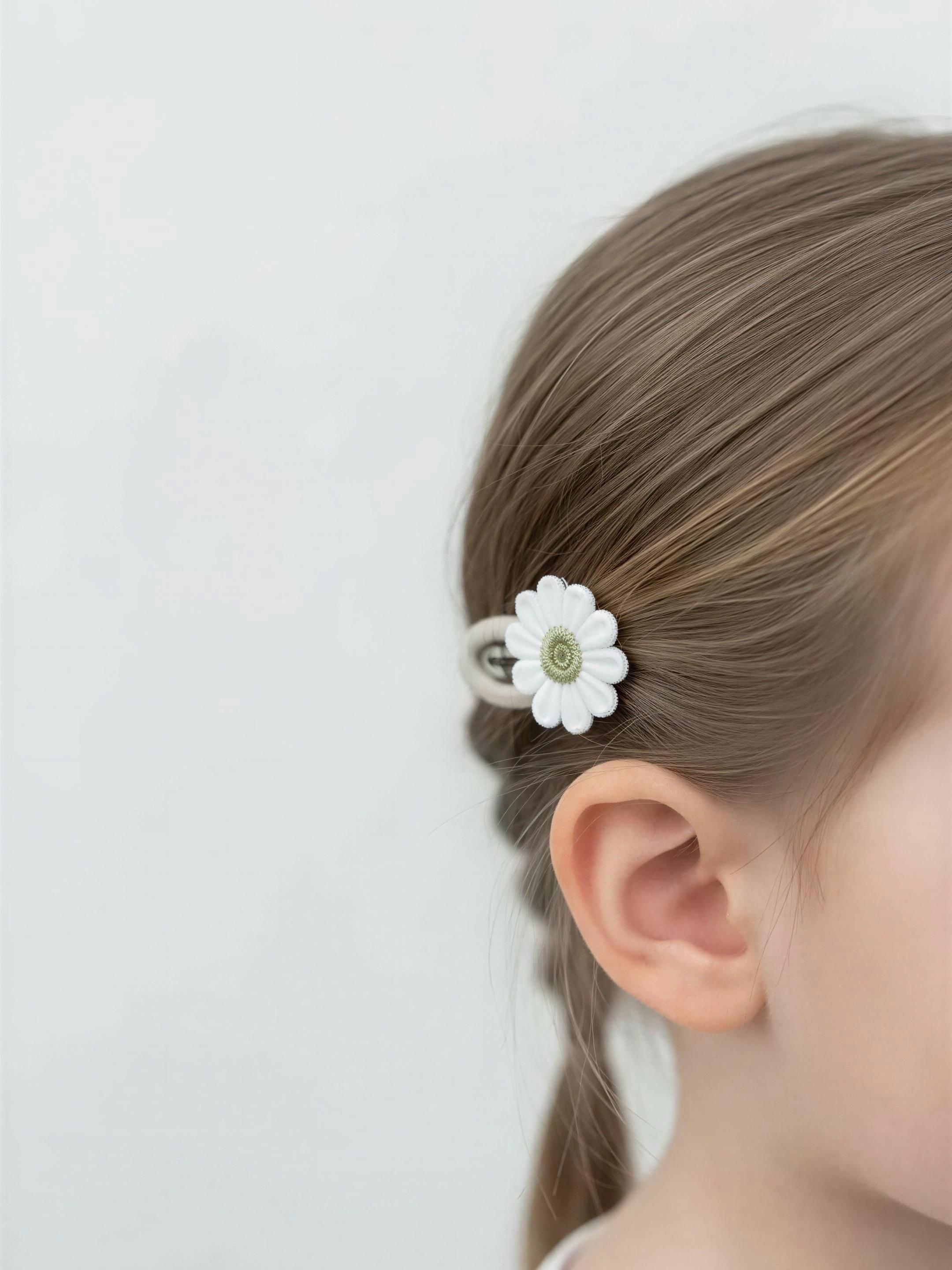Handmade White Daisy Hair Clips Set of 2 Boho Floral Snap Hair Barrettes, view 3