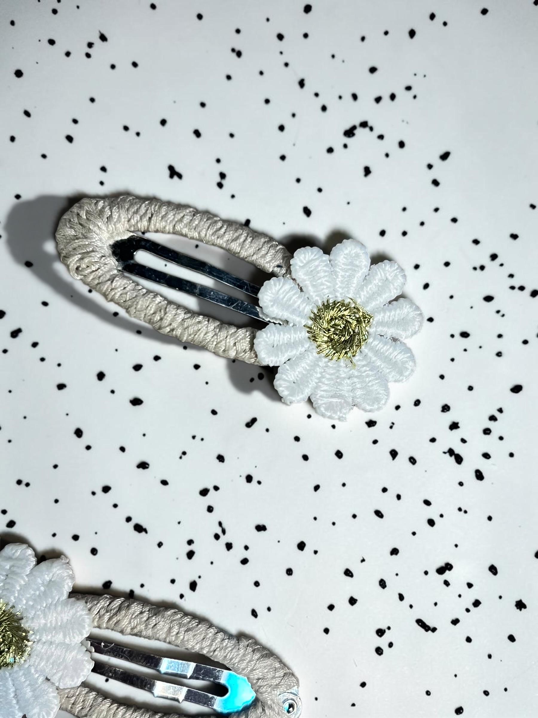 Handmade White Daisy Hair Clips Set of 2 Boho Floral Snap Hair Barrettes, view 5