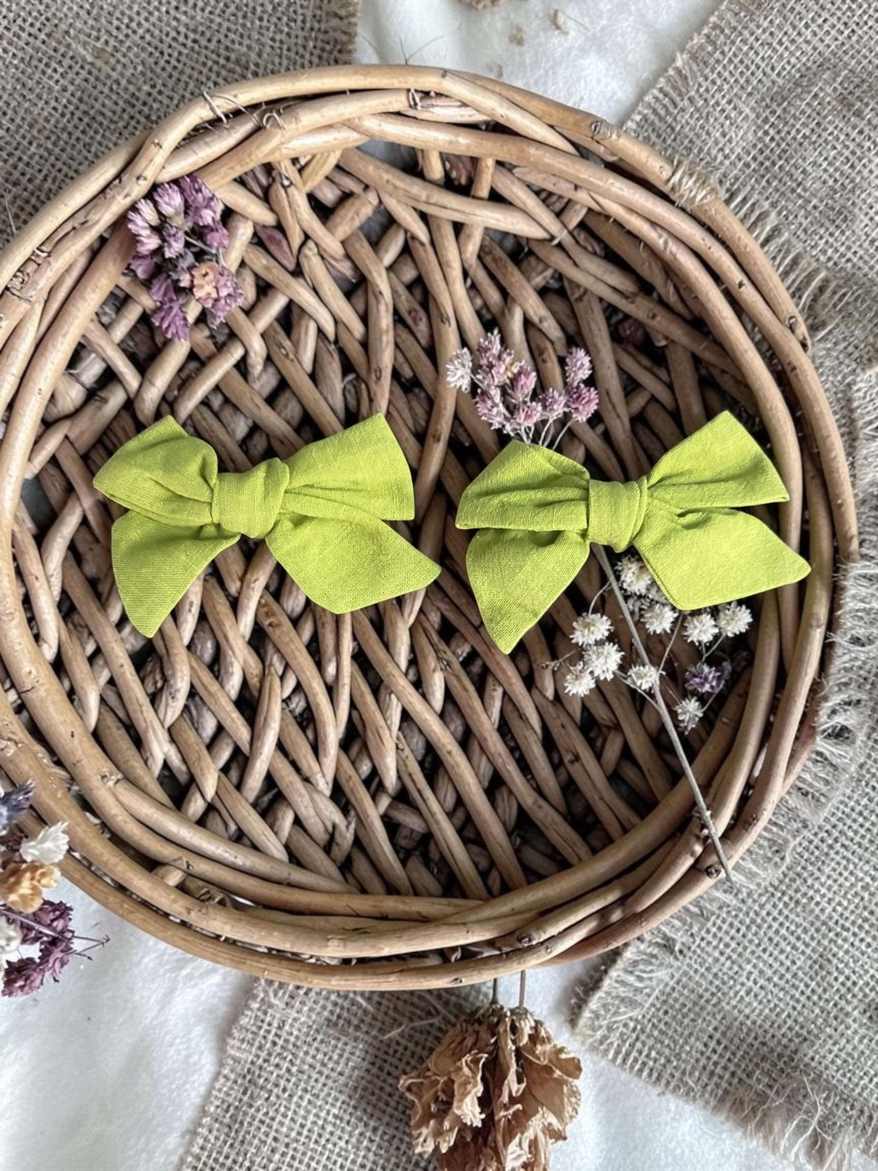 Set of 2 Linen Hair Bow Clips - Vibrant Chartreuse / Lime Green, view 2