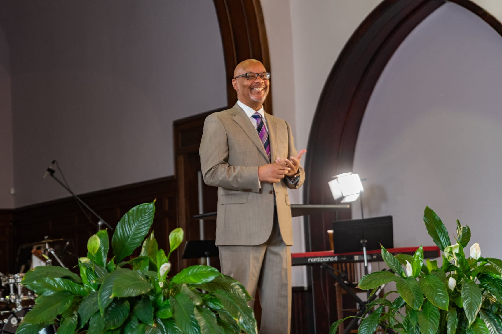 Dr. Stephen A. Robinson teaching a leadership audience