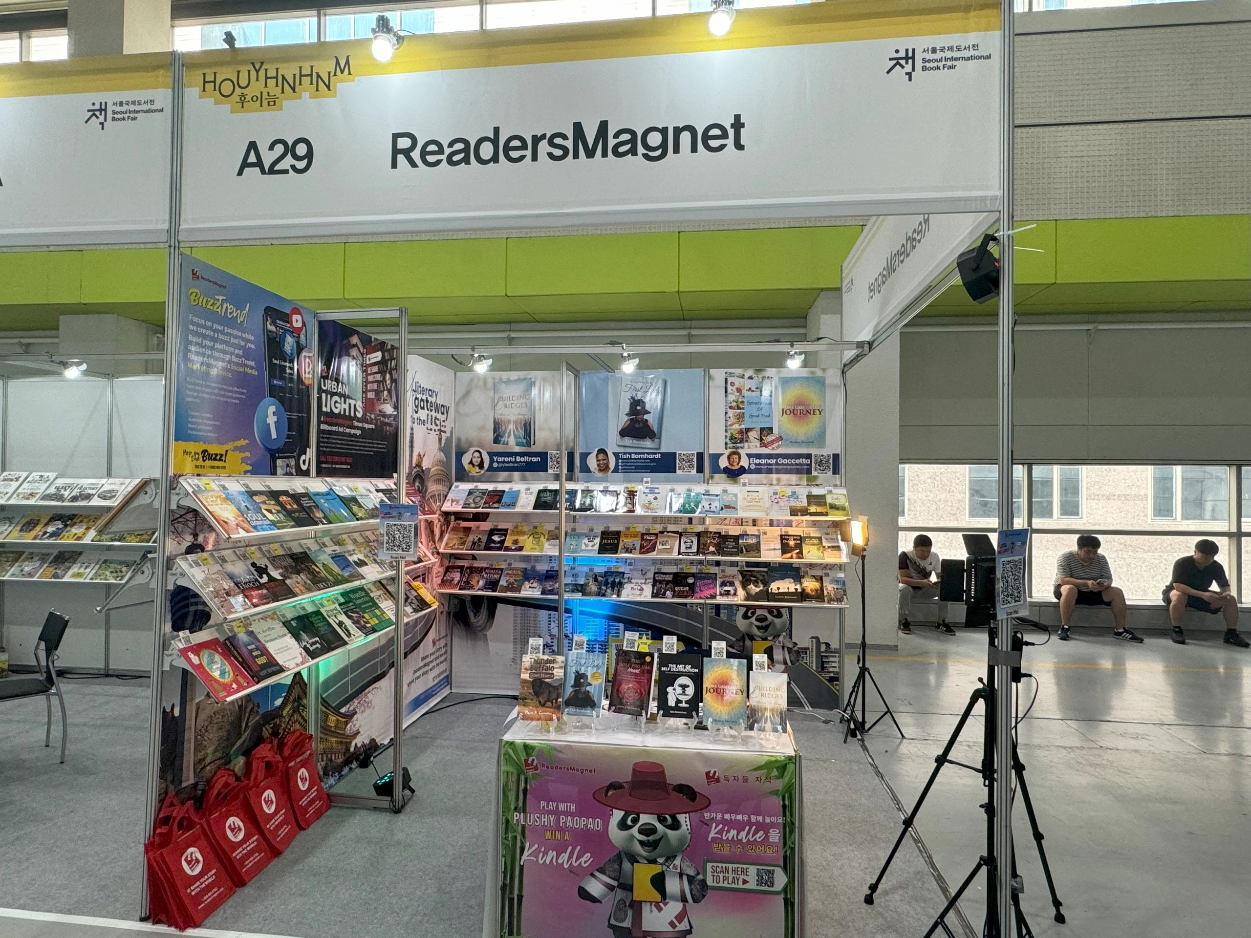 ReadersMagnet booth A29 at the Seoul International Book Fair.