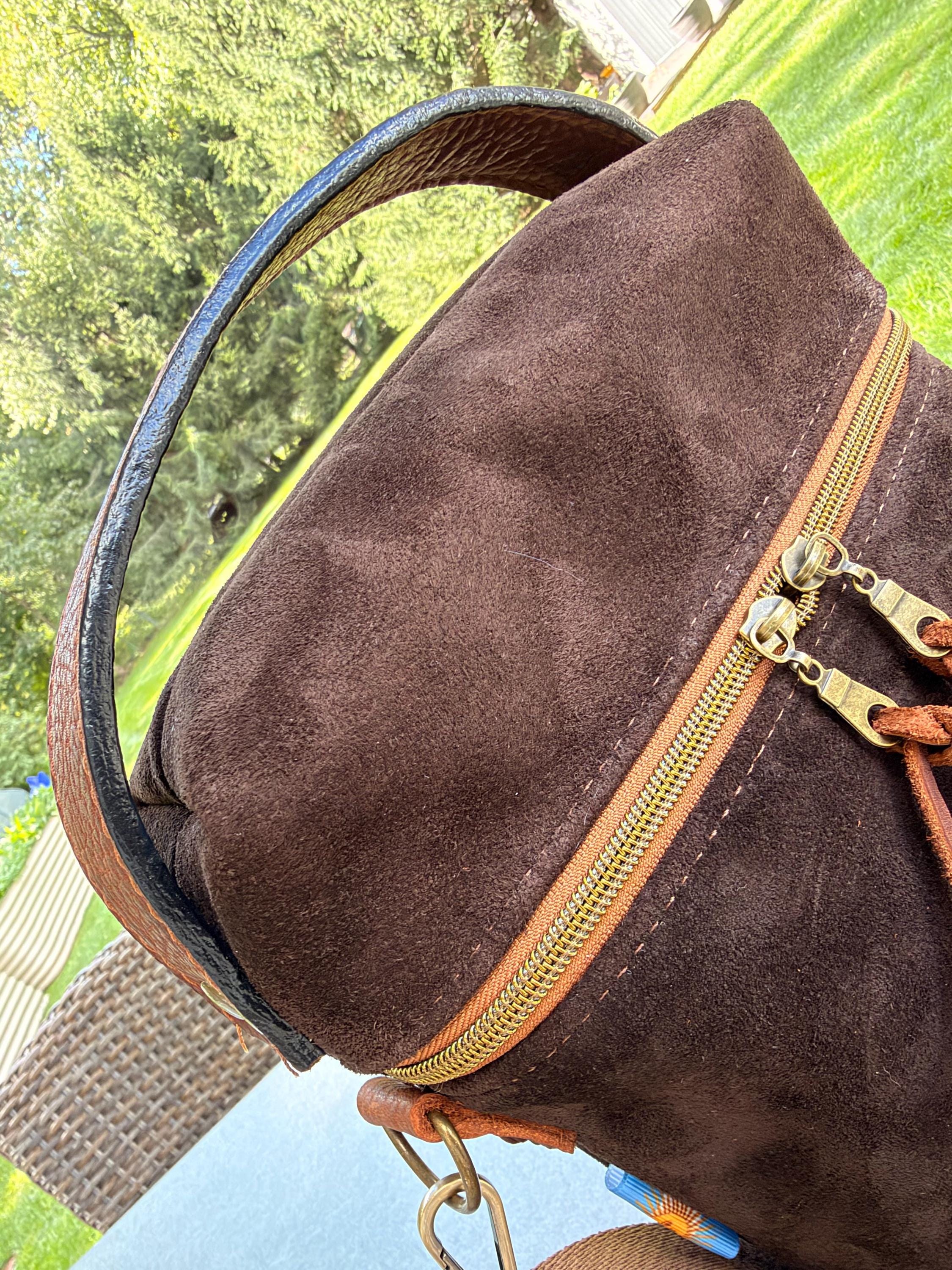 Classic Suede Mate Bag with Matching Yerbera | El Indio Matero-Matera de gamuza con yerbera, view 14