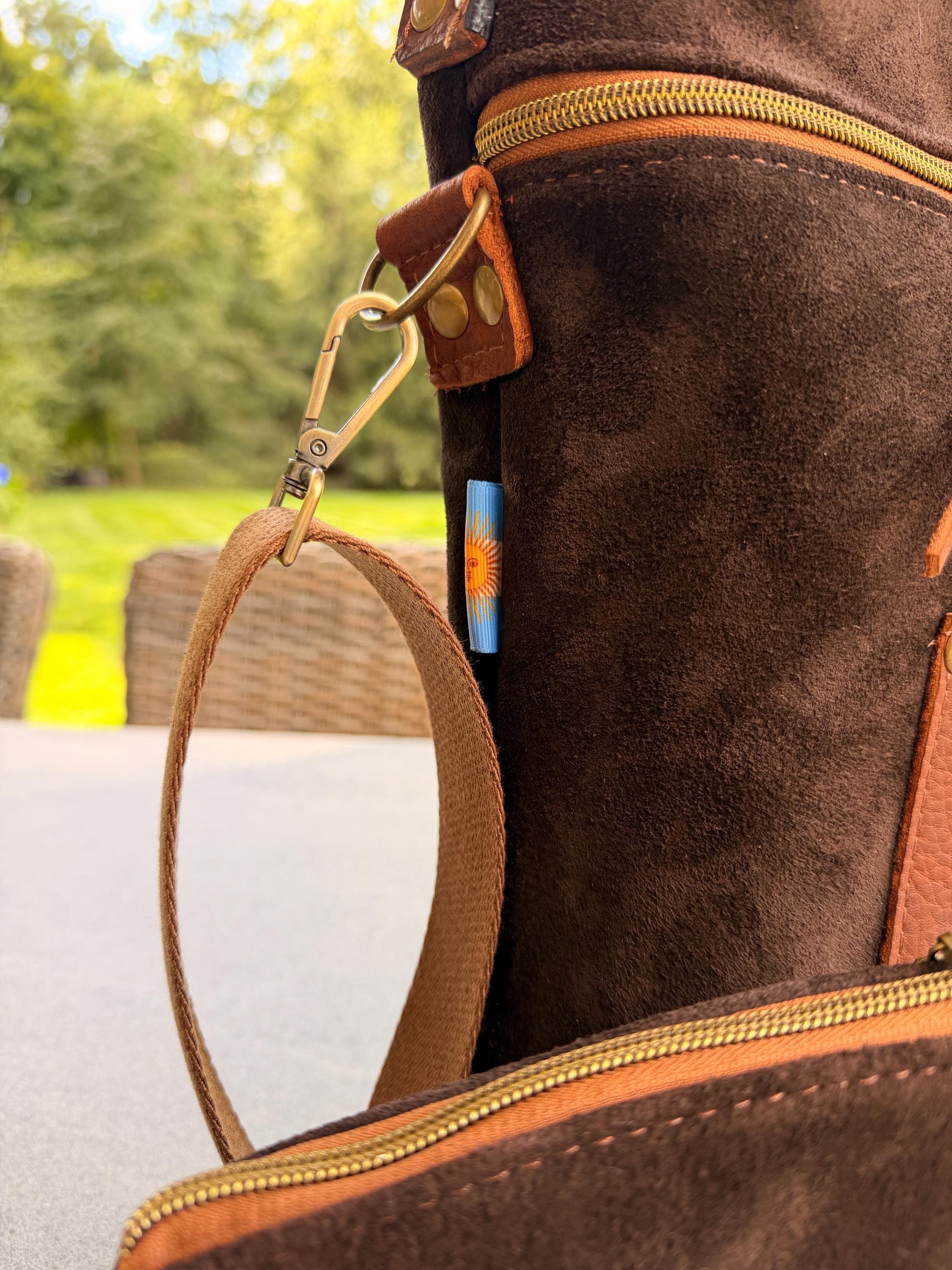 Classic Suede Mate Bag with Matching Yerbera | El Indio Matero-Matera de gamuza con yerbera, view 3