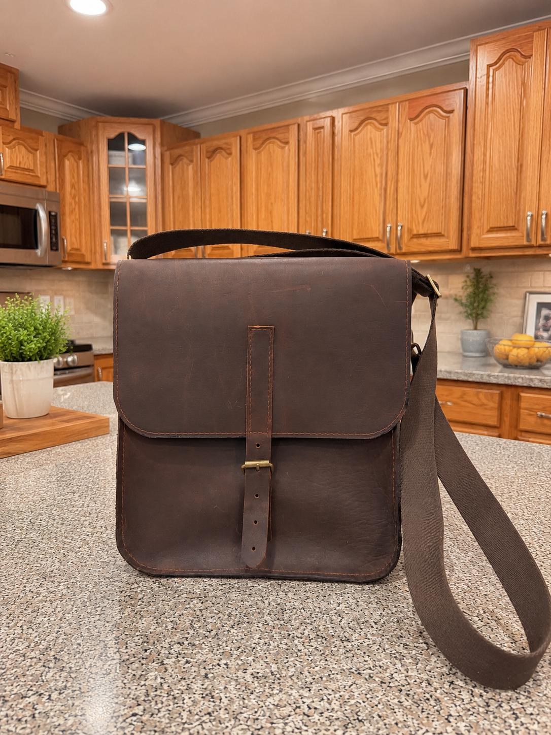 Premium Yerba Mate Bag-Bolso Matero hecho a mano– Cuero Argentino, view 3