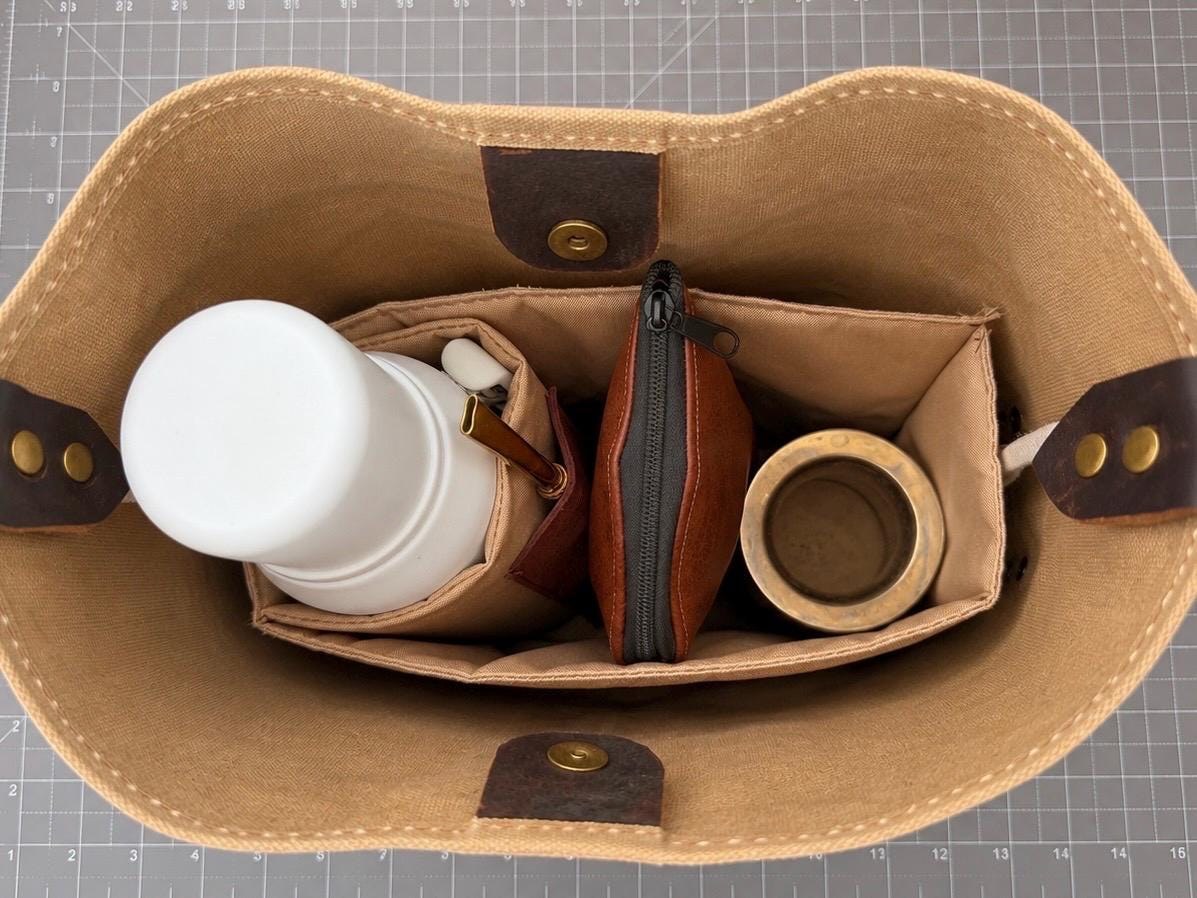 Premium Yerba Mate Bag -Bolso Matero hecho a mano– Cuero Argentino y Lona, view 9