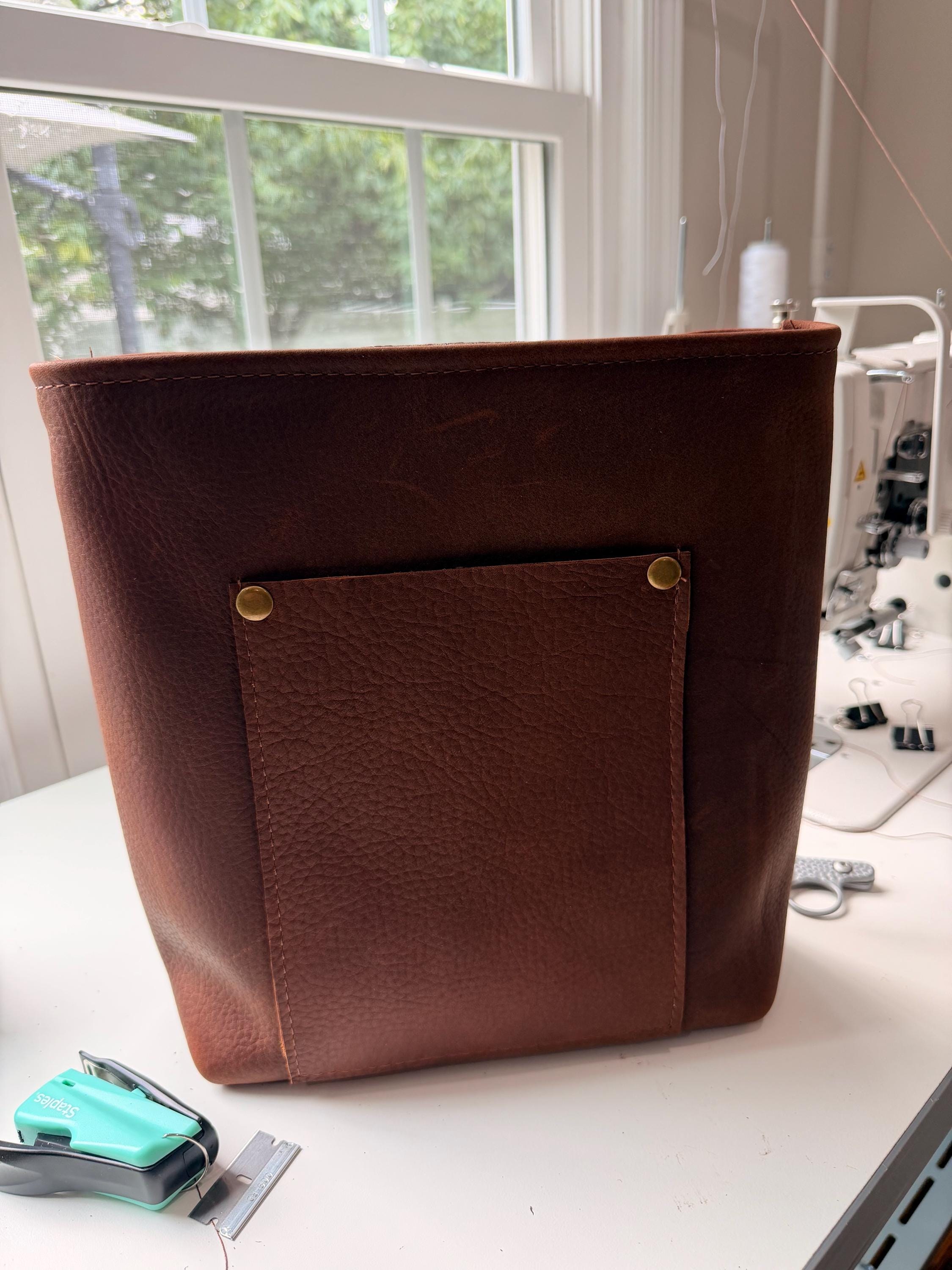 Premium Yerba Mate Bag-Bolso Matero hecho a mano– Cuero Argentino, view 4