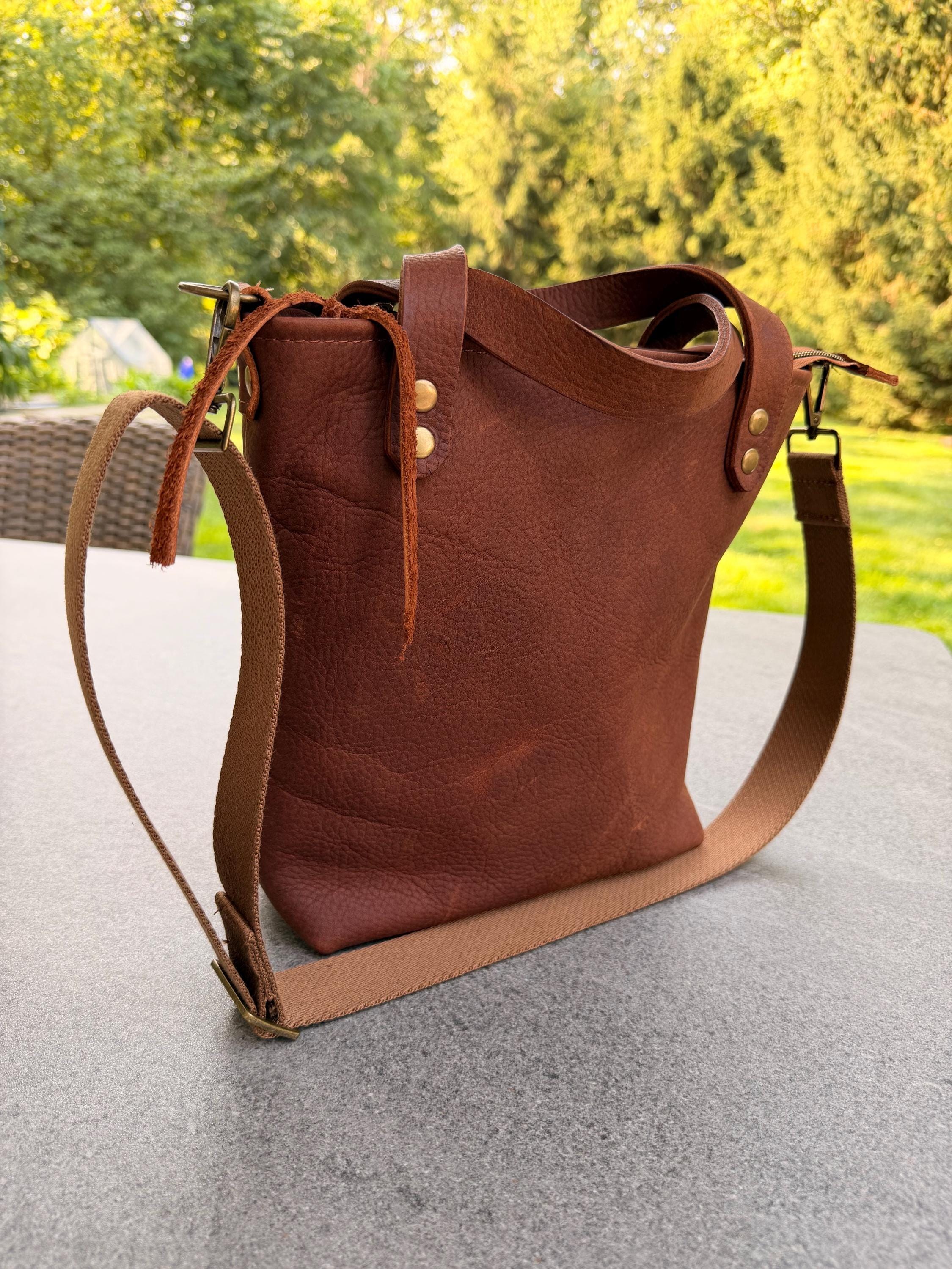 Premium Yerba Mate Bag-Bolso Matero hecho a mano– Cuero Argentino, view 7