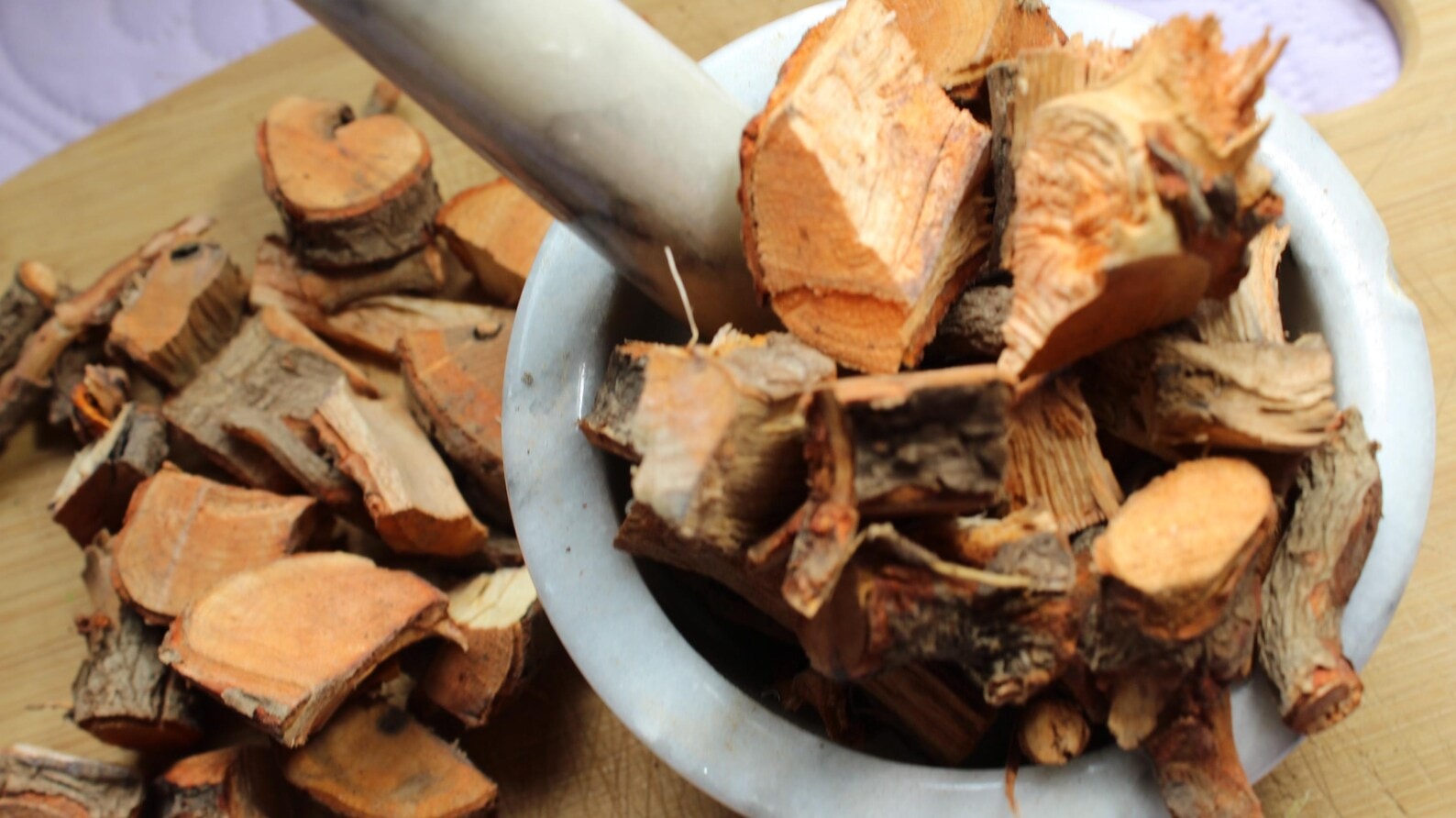 Sassafras root bark in a bowl