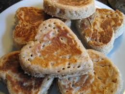 Heart-shaped and round flatbreads with a golden crust.