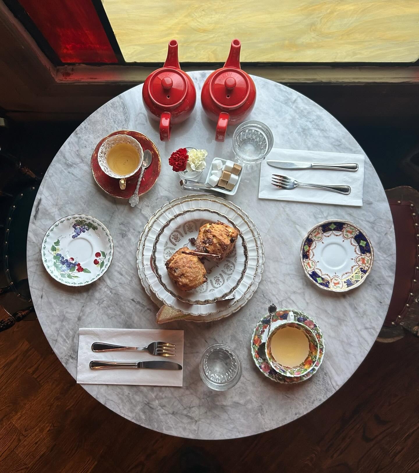 Afternoon tea table in Quebec