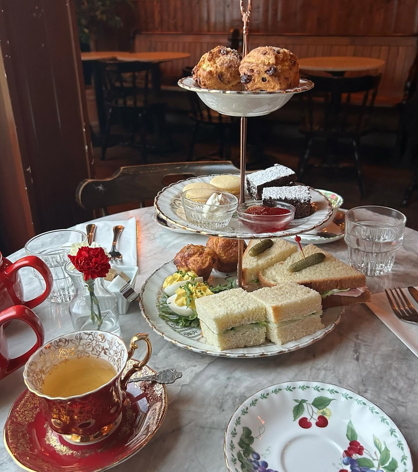 Afternoon tea served in Quebec