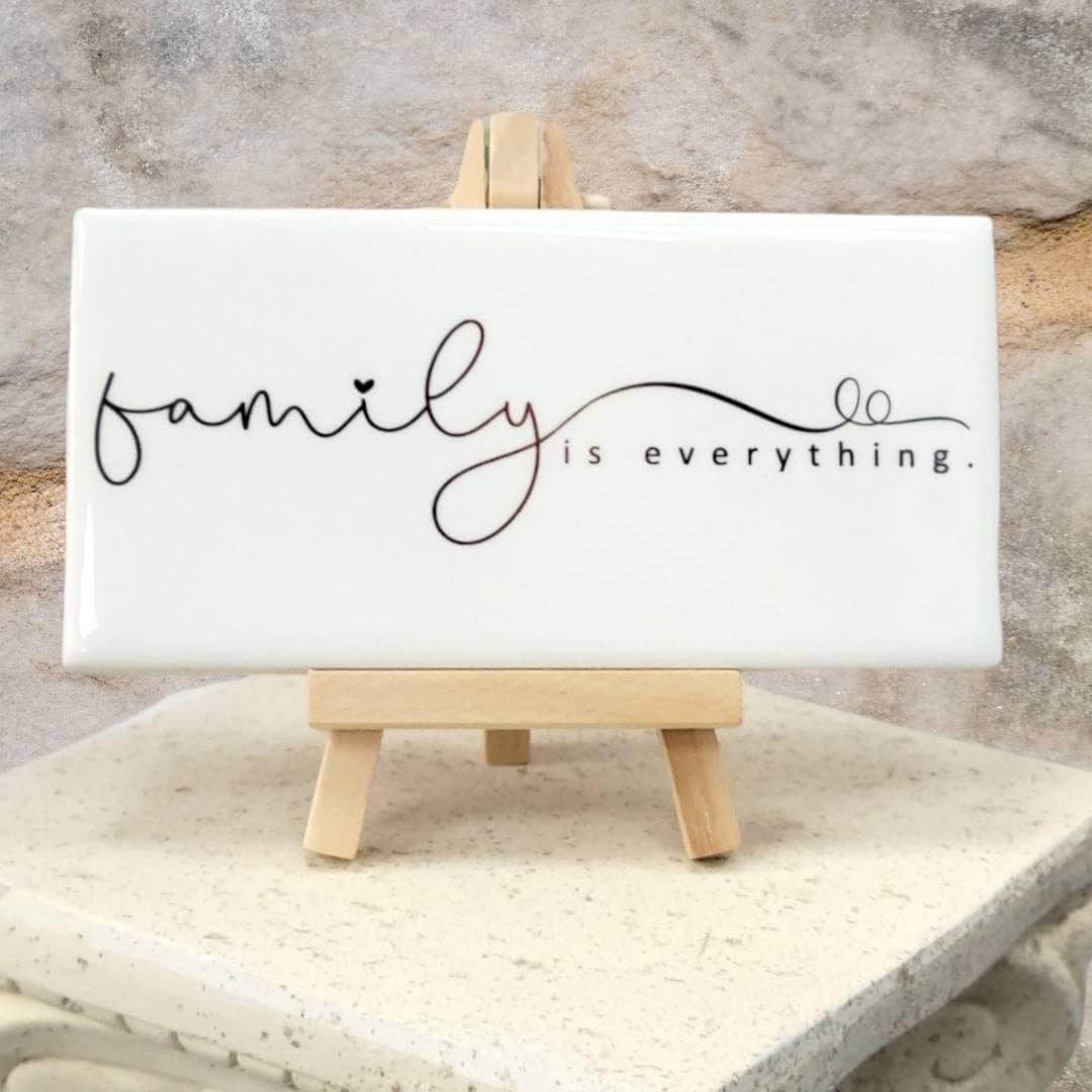 Ceramic Tile Sign with Easel - Family Is Everything, detail 2