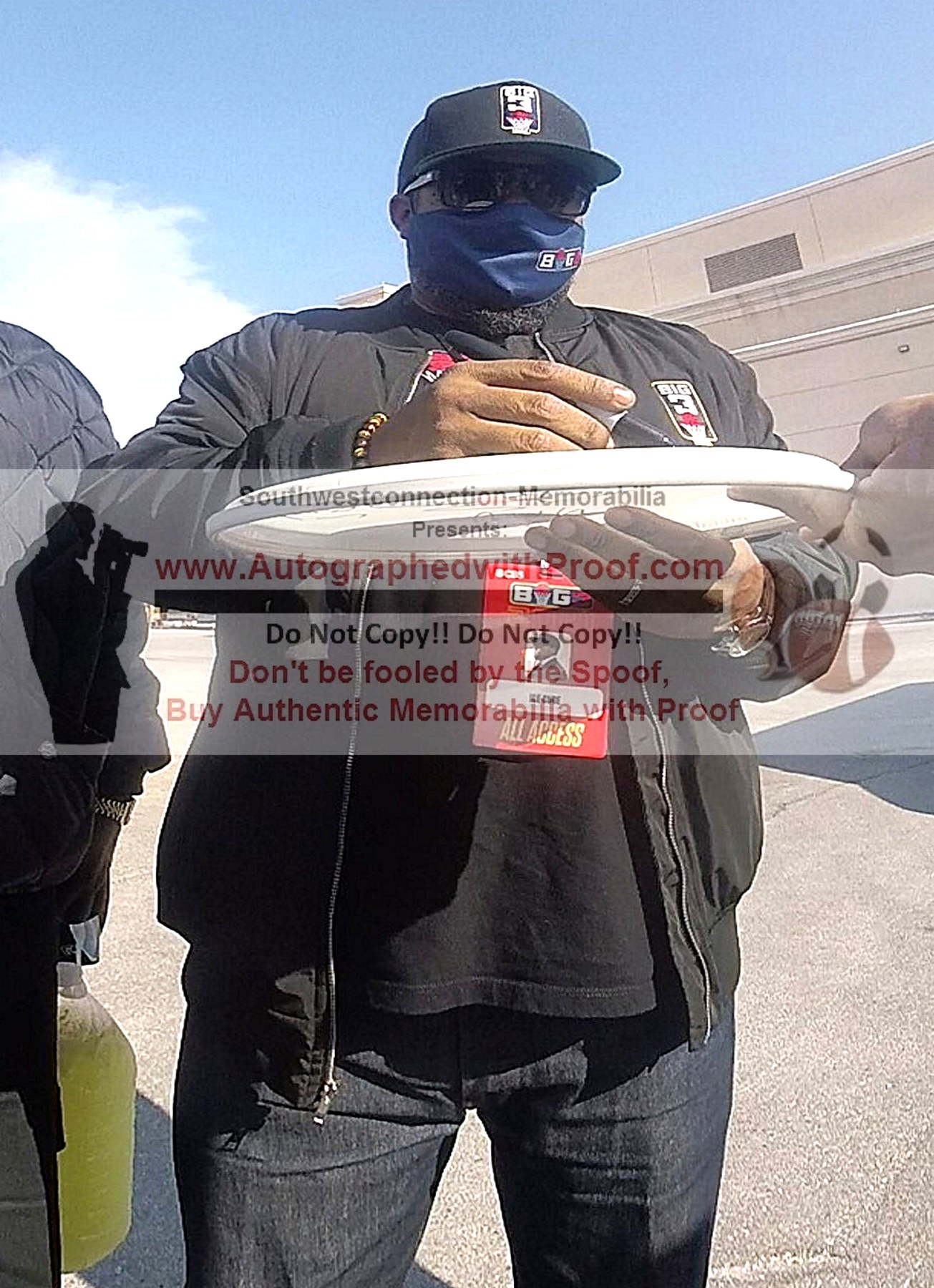 Ice Cube signing an NWA drumhead