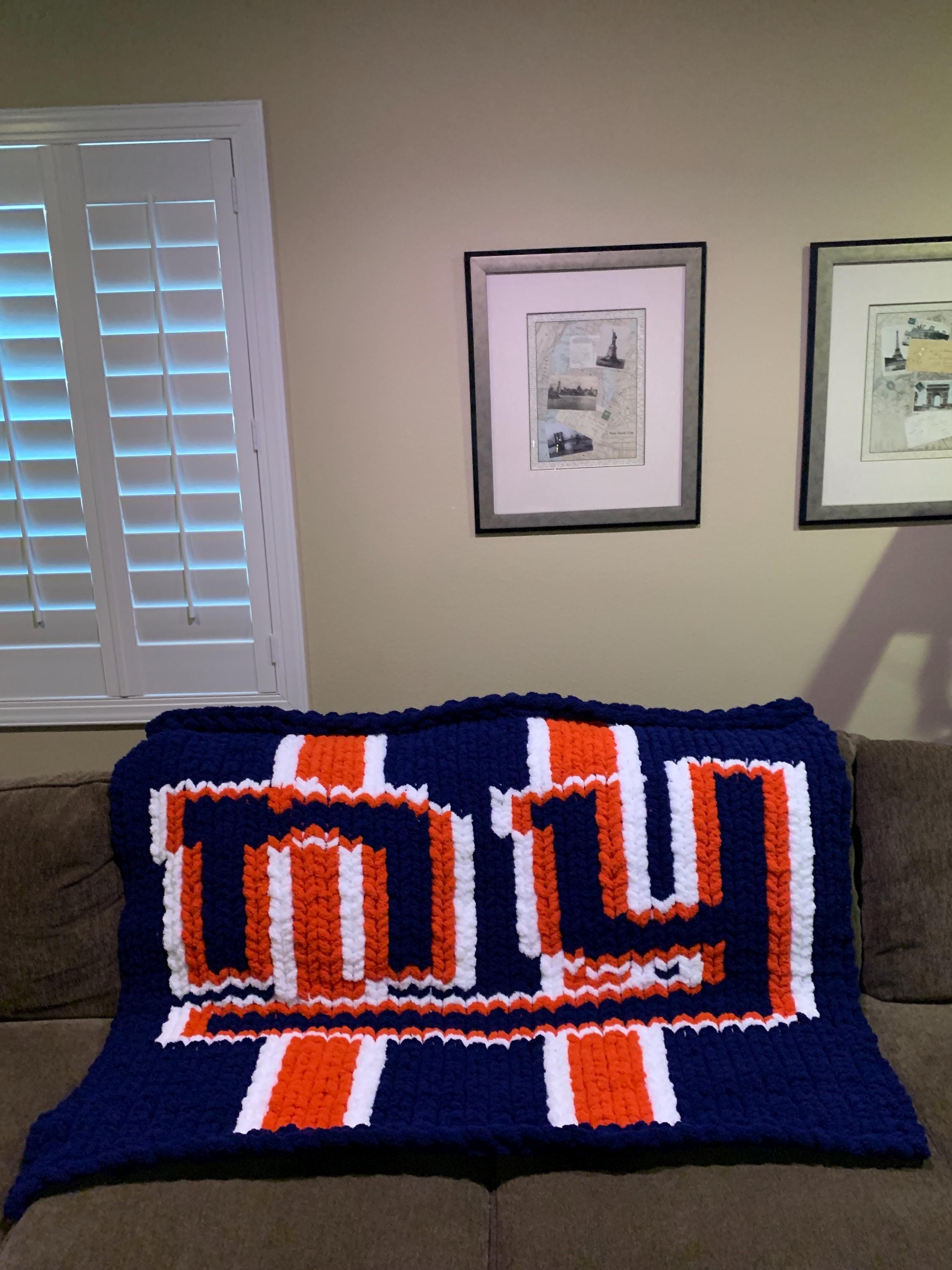 NY Giants chunky knit blanket