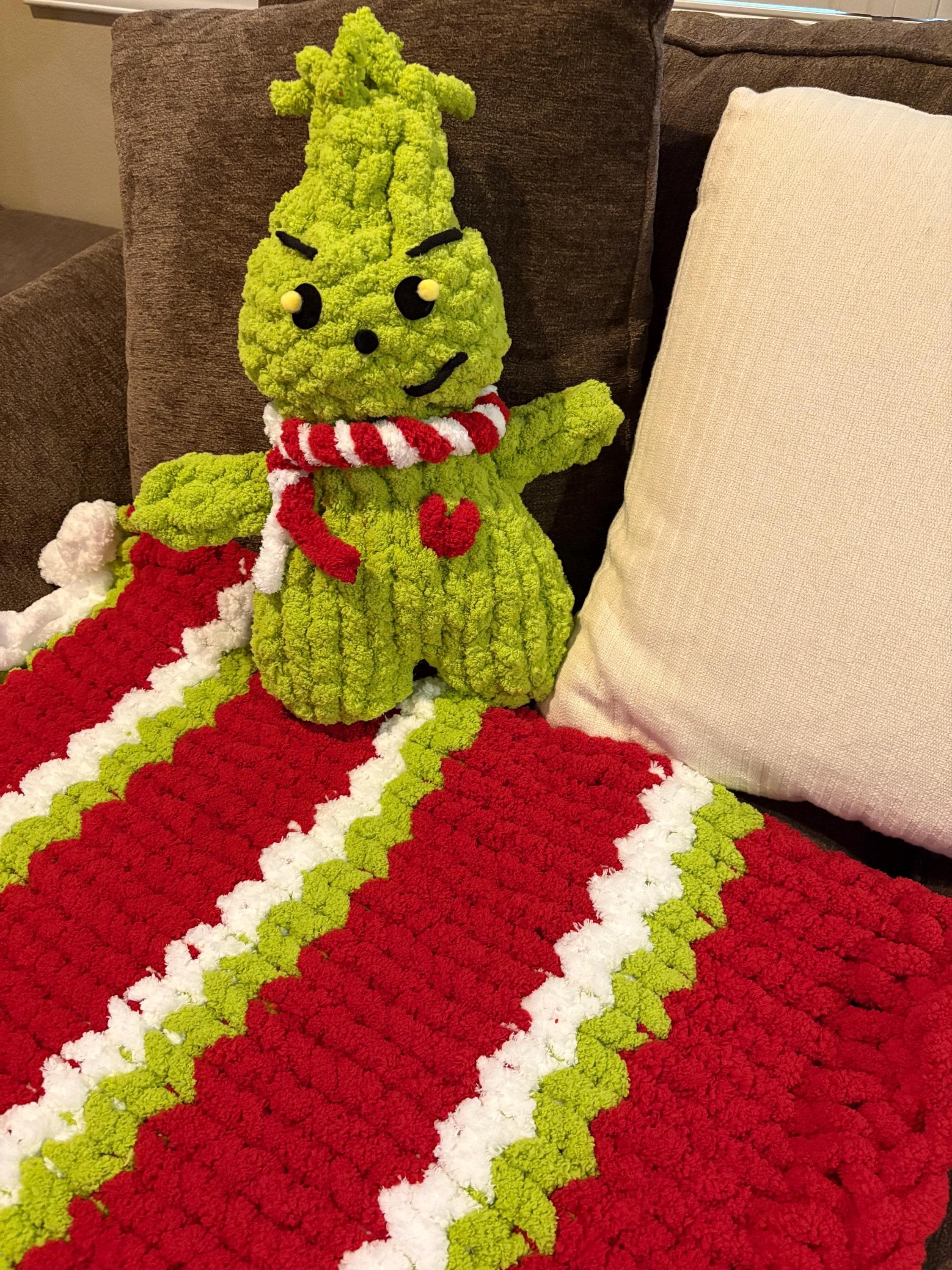 Grinch baby set