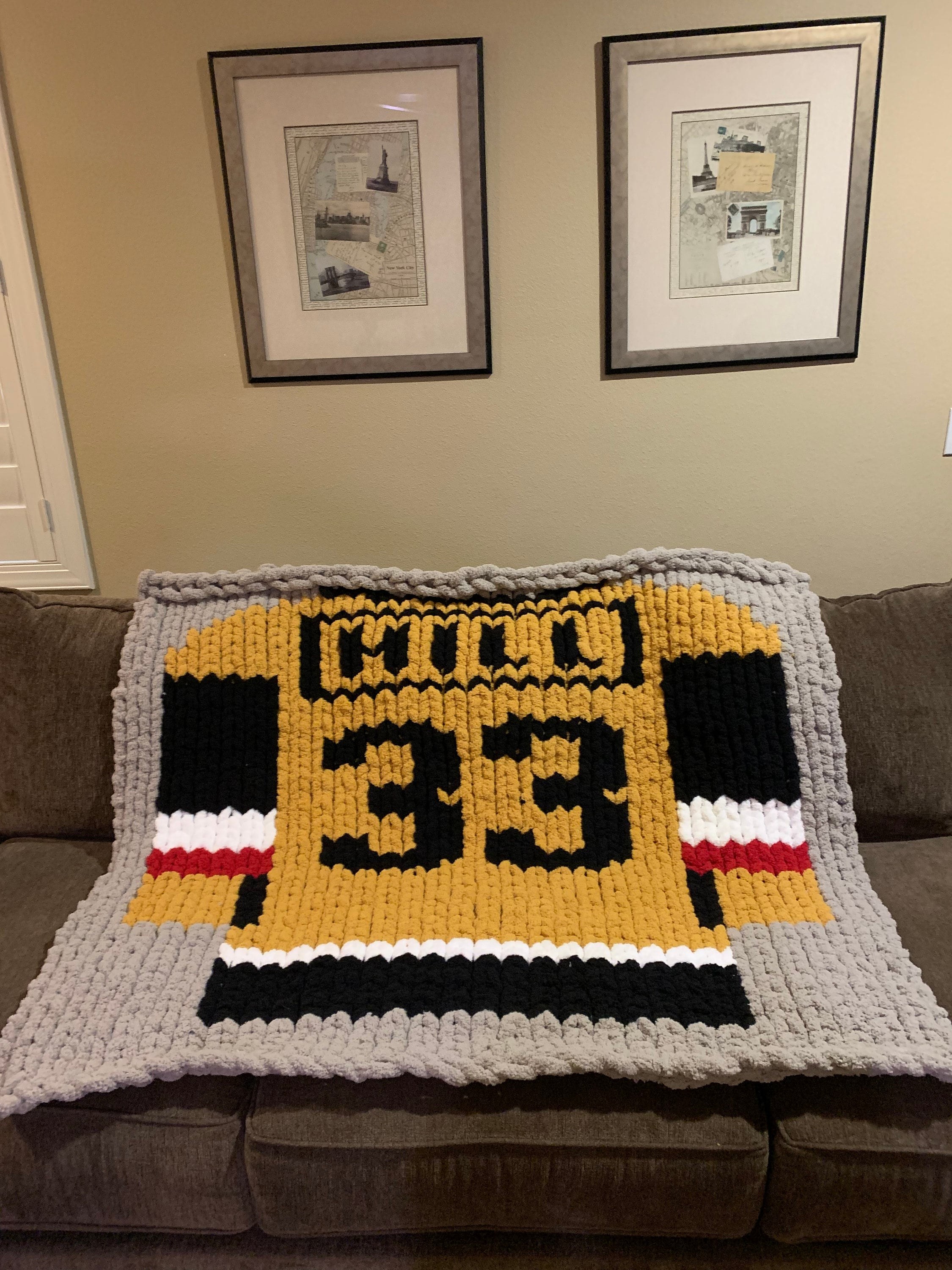 Hill jersey chunky blanket