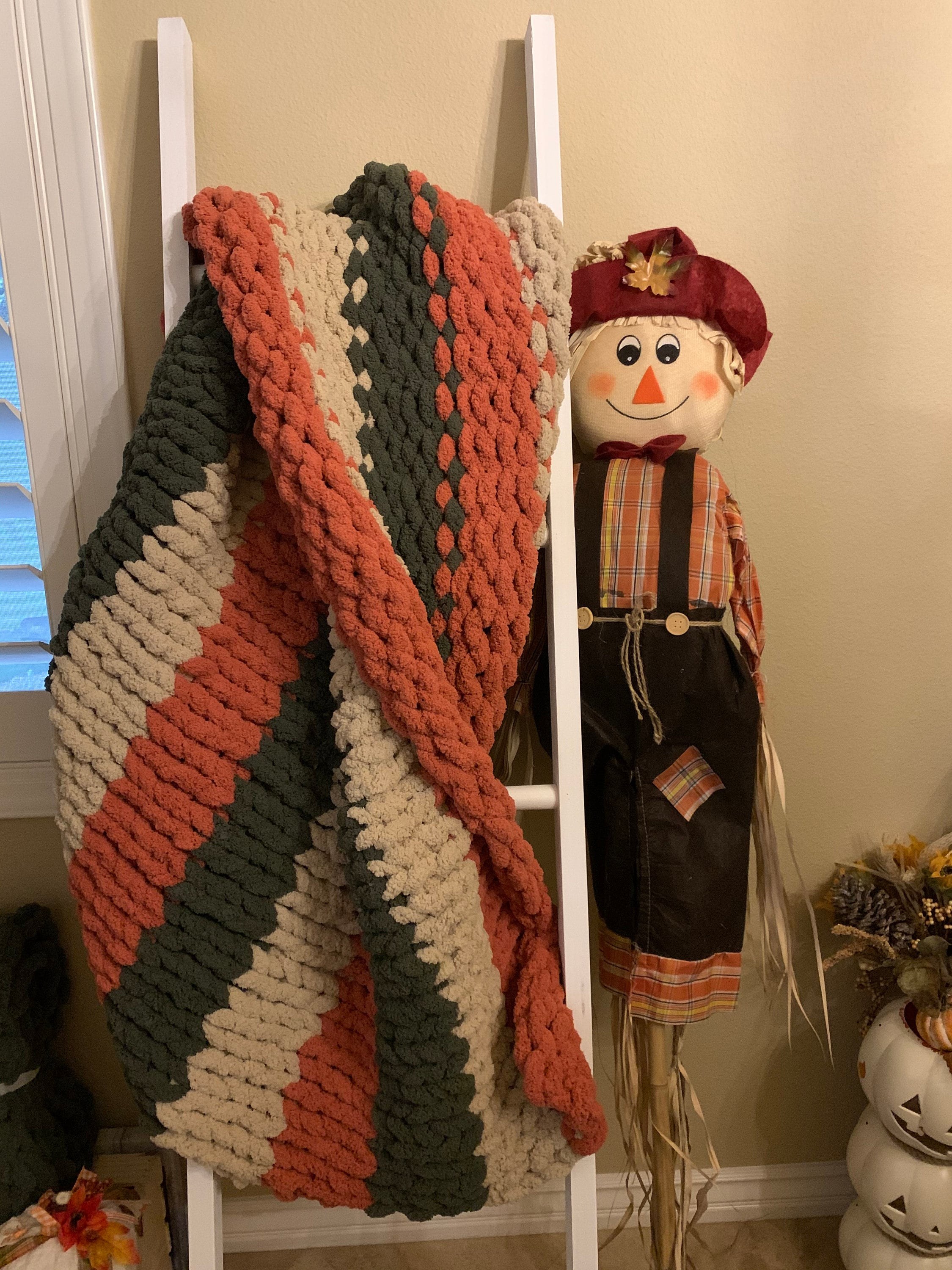Falling leaves medium chunky knit blanket