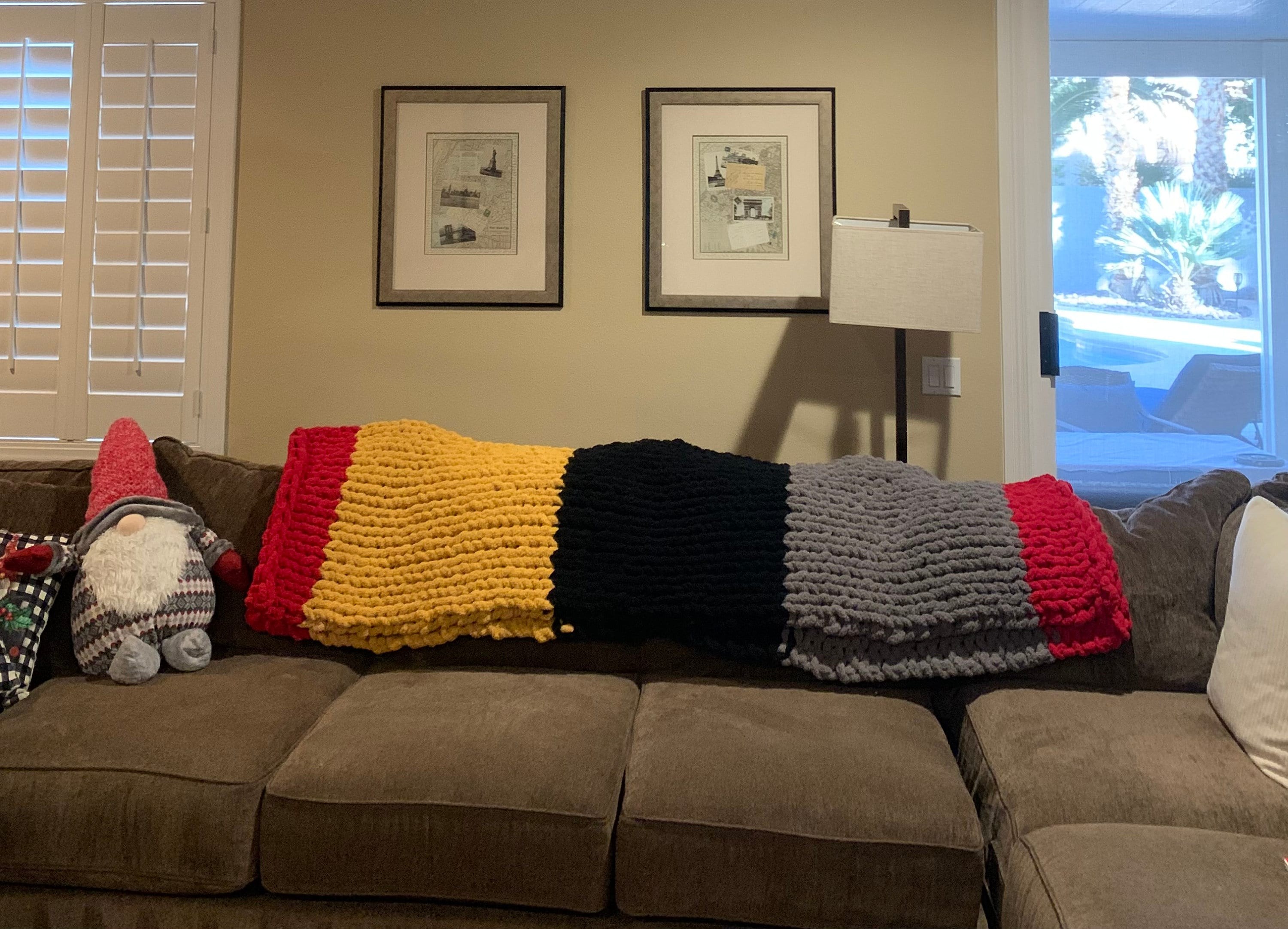 VGK extra large chunky knit blanket