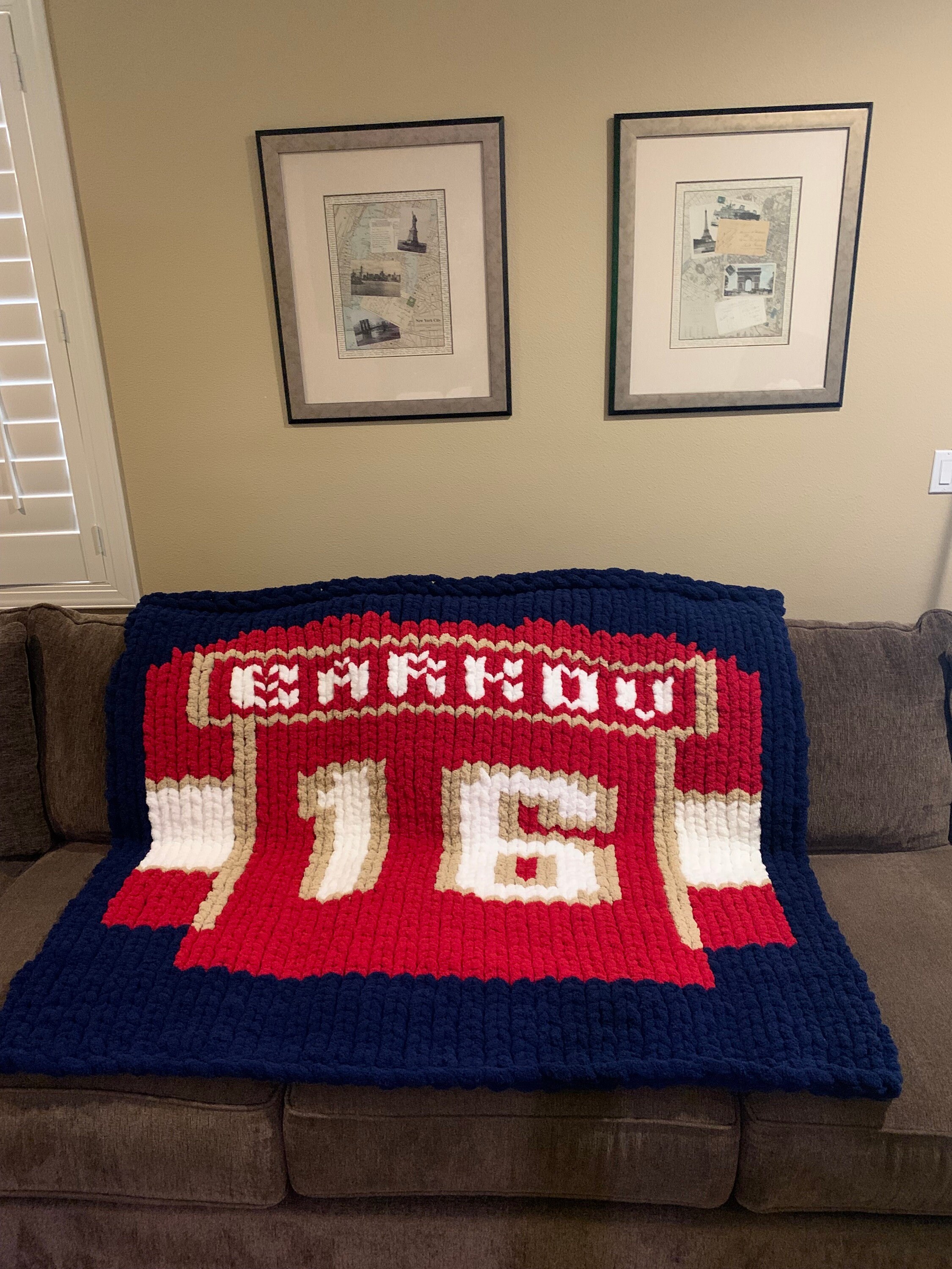 Barkov hand knitted Jersey blanket