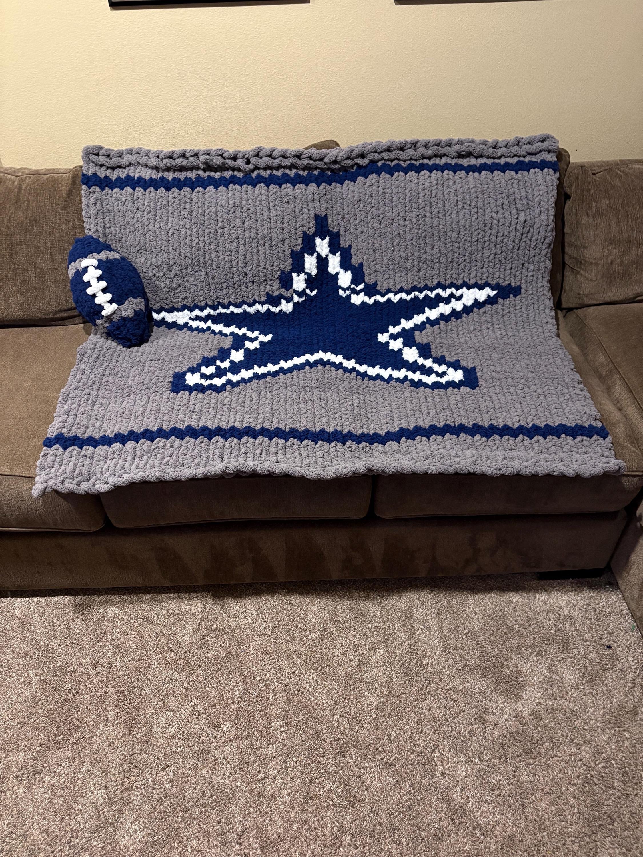 Cowboy star chunky knit throw