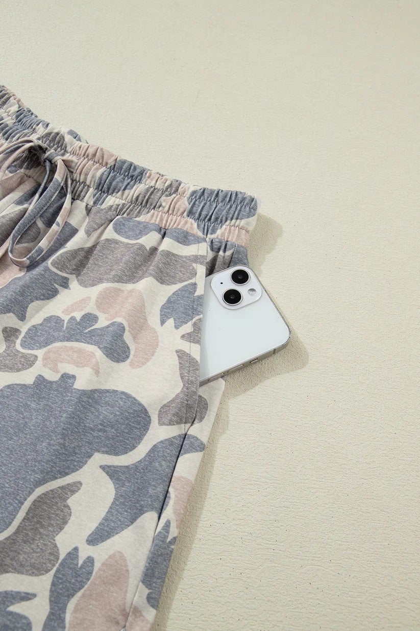 Camo Loose Top Outfit detail