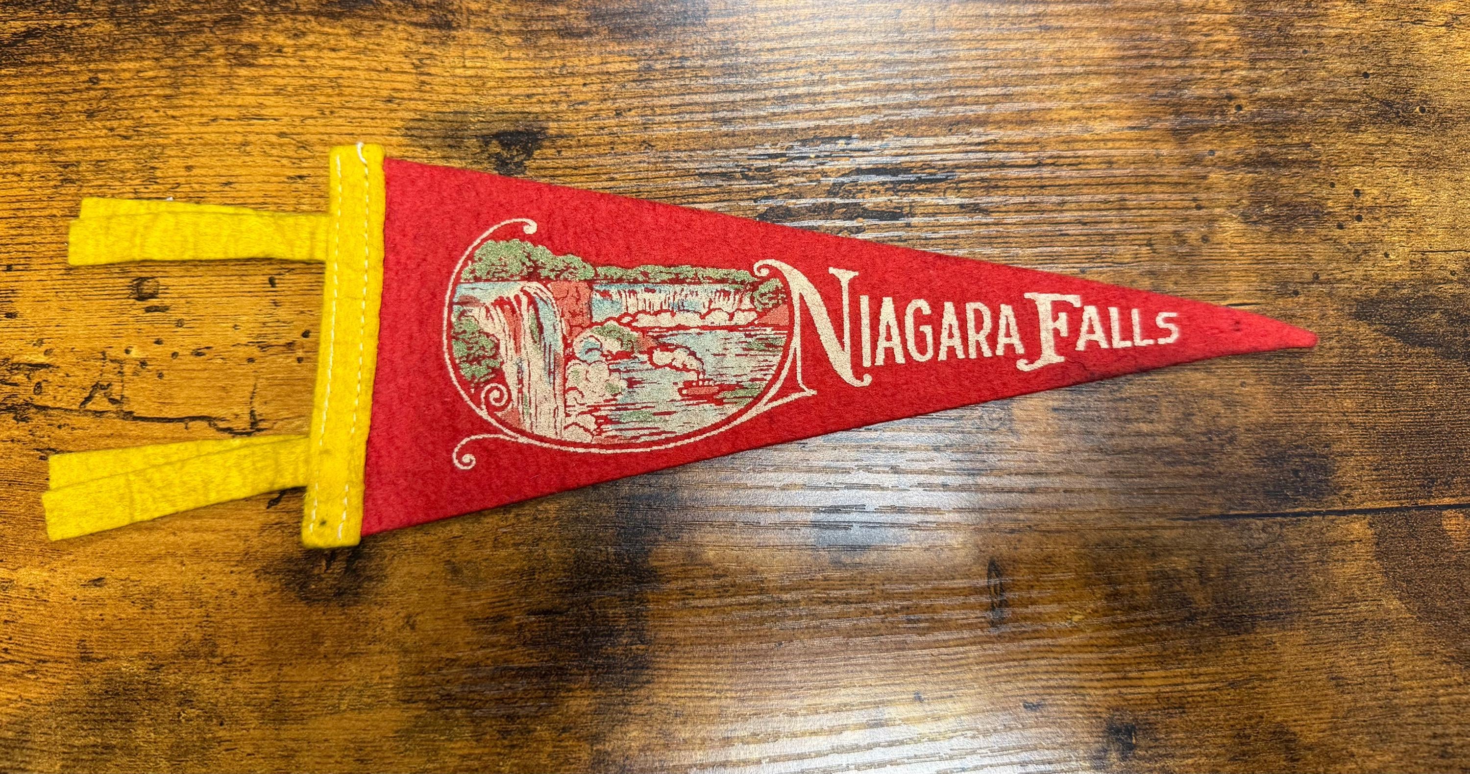 Vintage Niagara Falls mini felt pennant from the EBKS Resale collection