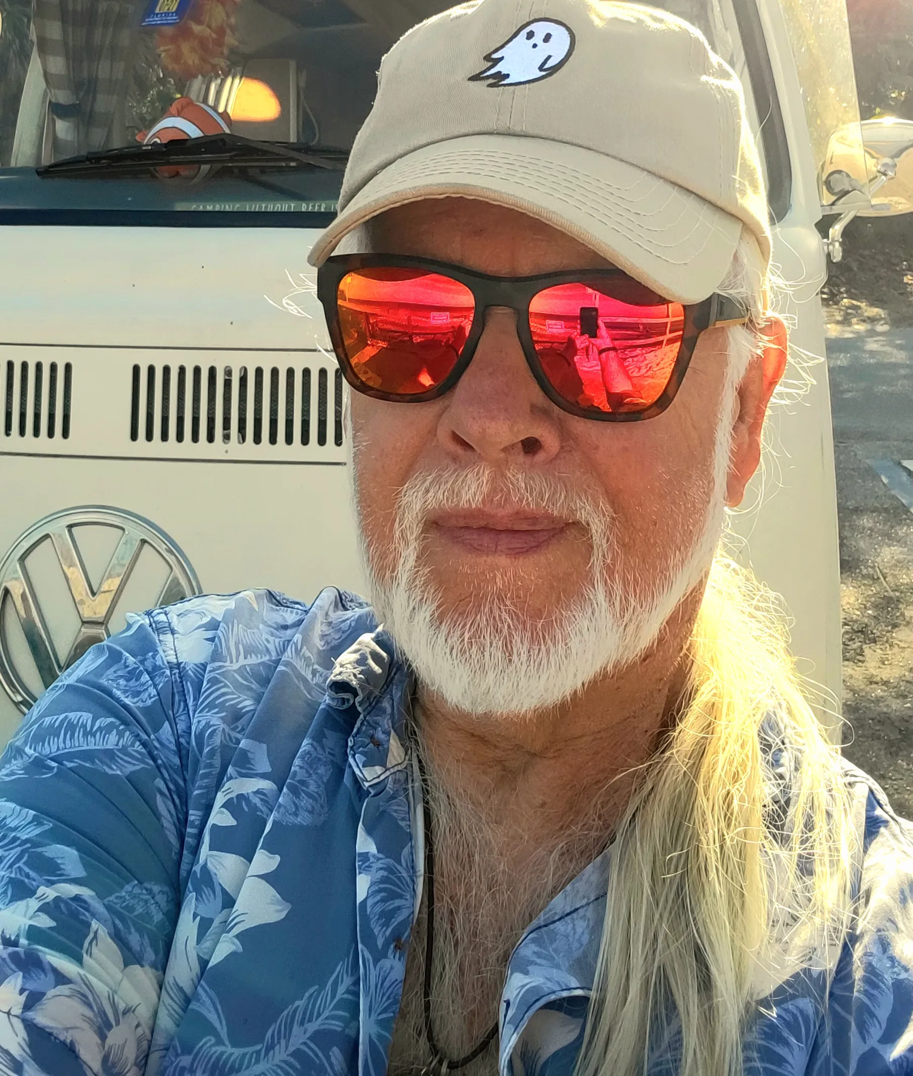 G.J. Durrschmidt beside Kaspar, his vintage Volkswagen camper