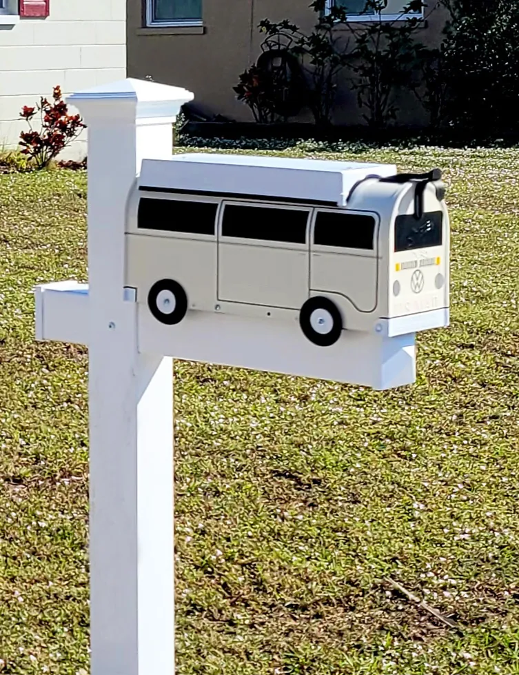 Writer G.J. Dürrschmidt’s mailbox