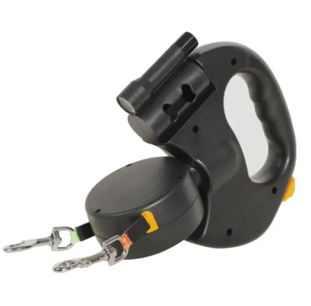 Automatic double dog leash with two retractable leads