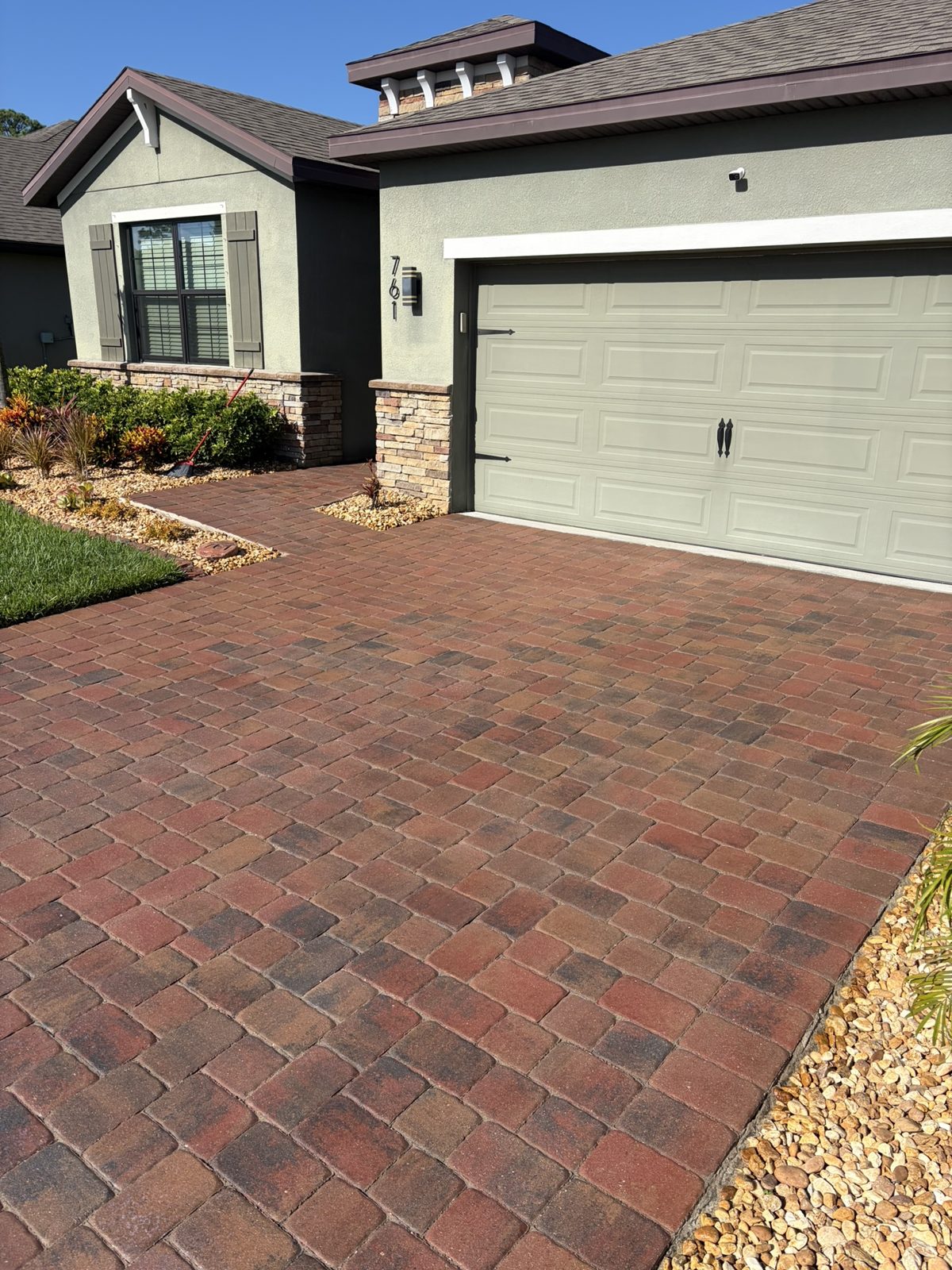 Paver driveway sealing in Melbourne, after the work by Roof 2 Curb