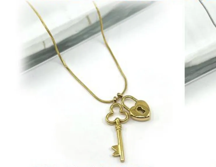 Gold Lock and Key Necklace.jpg