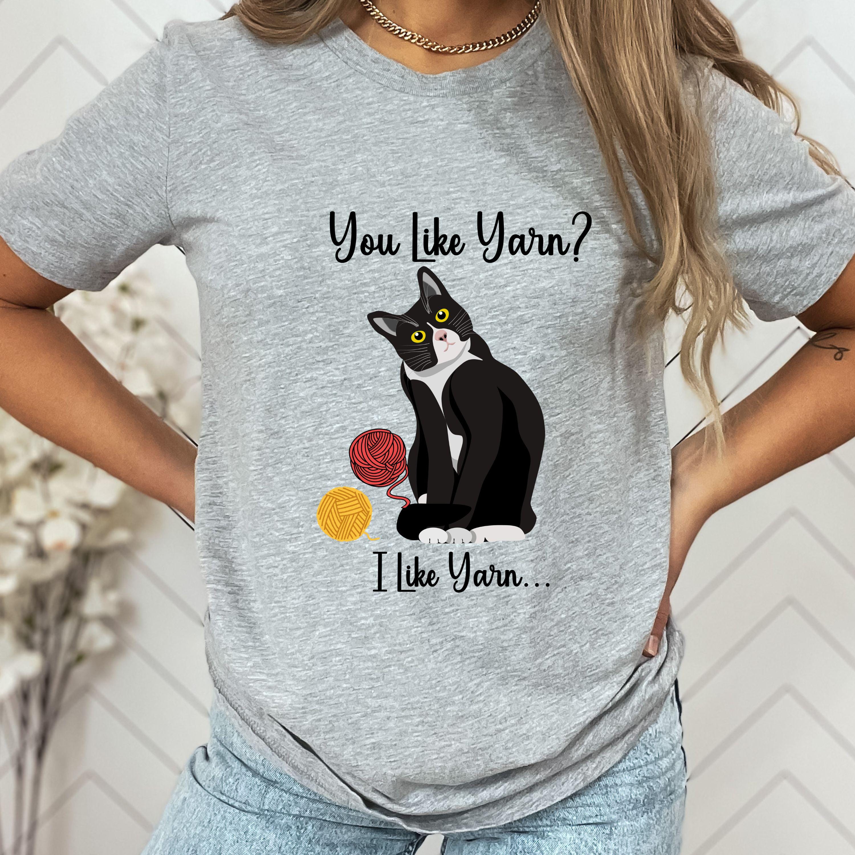 Funny Cat & Yarn T-Shirt: Gift for Knitters product photo 3