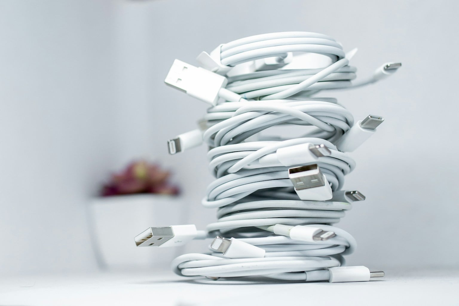 Phone charging and connection cables that should be checked before a projector setup