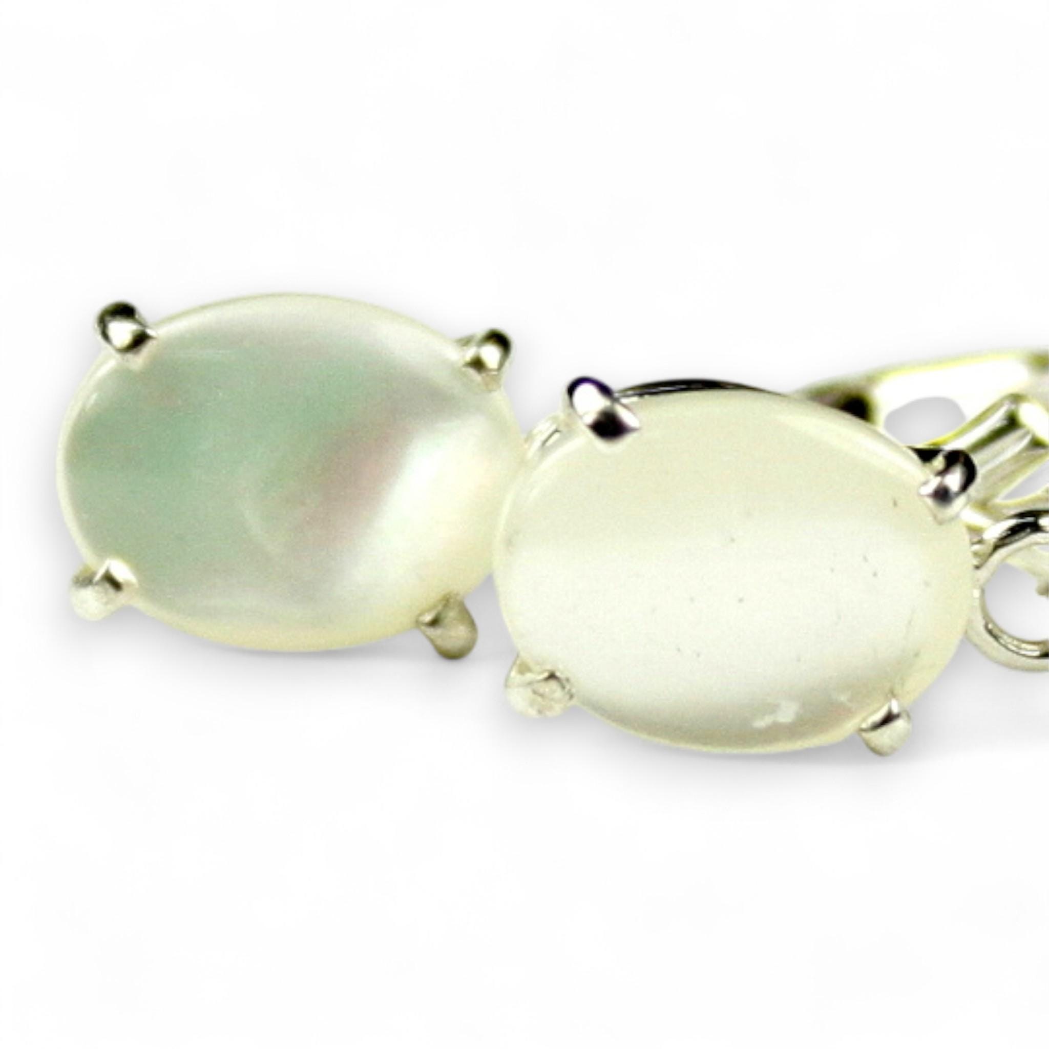 Mother of Pearl, 10KY Gold Ring, R021