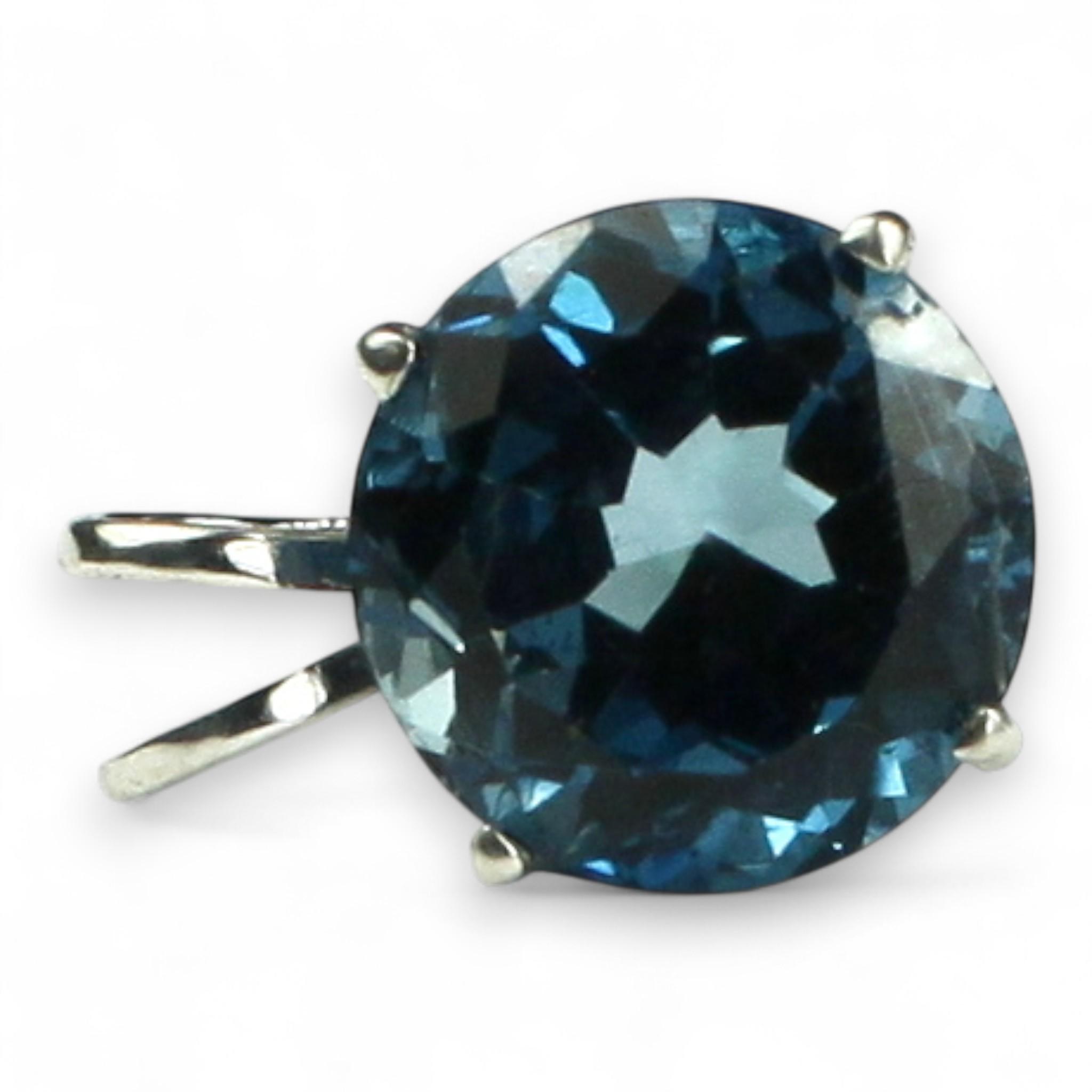 Rainbow Moonstone, 925 Sterling Silver Pendant, SP022