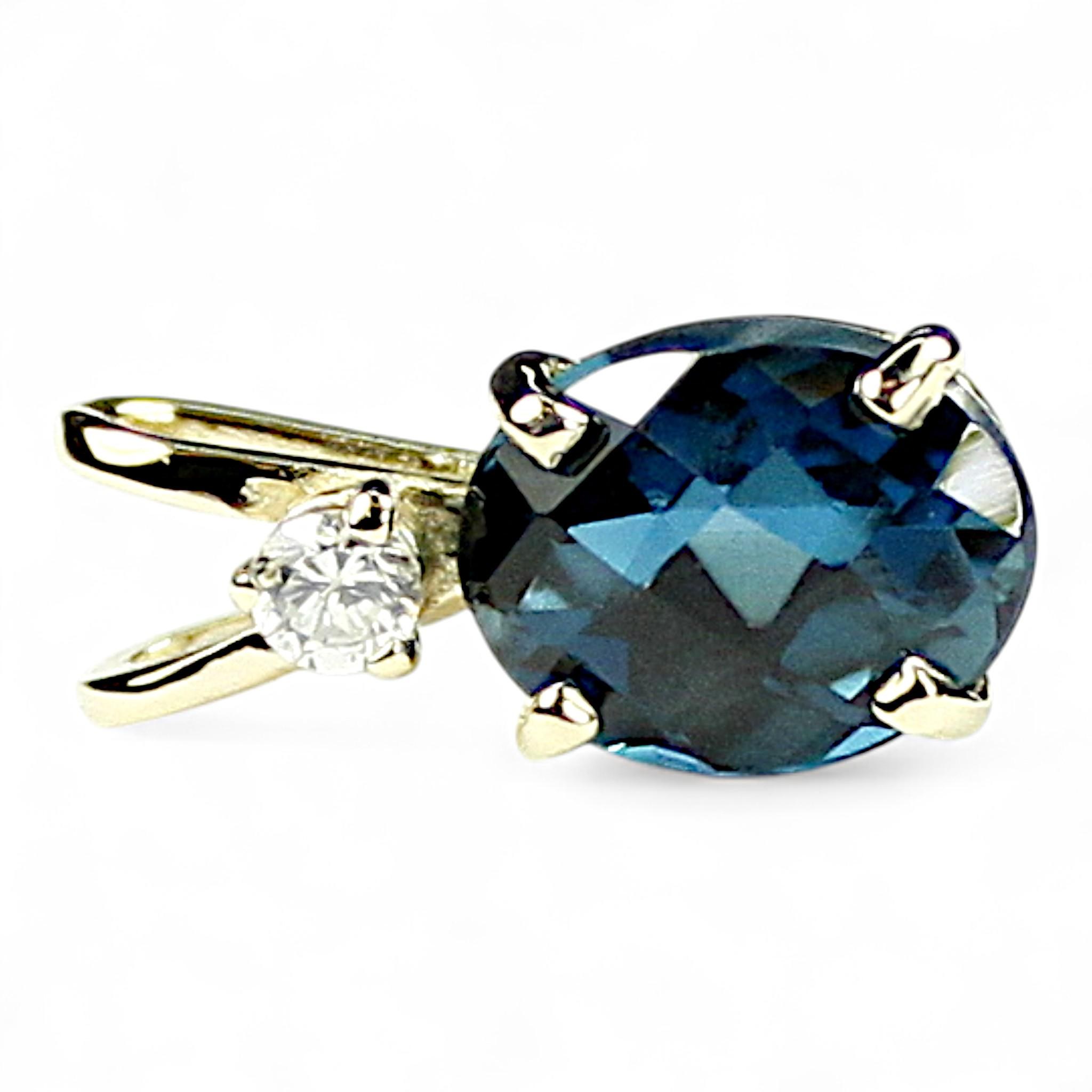 Black Star Sapphire, 18KY Gold Ring, R021