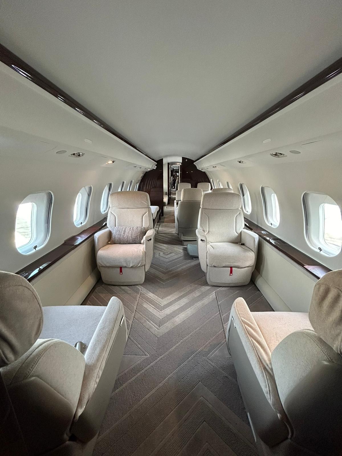 Interior of a Bombardier Global 6500 business jet