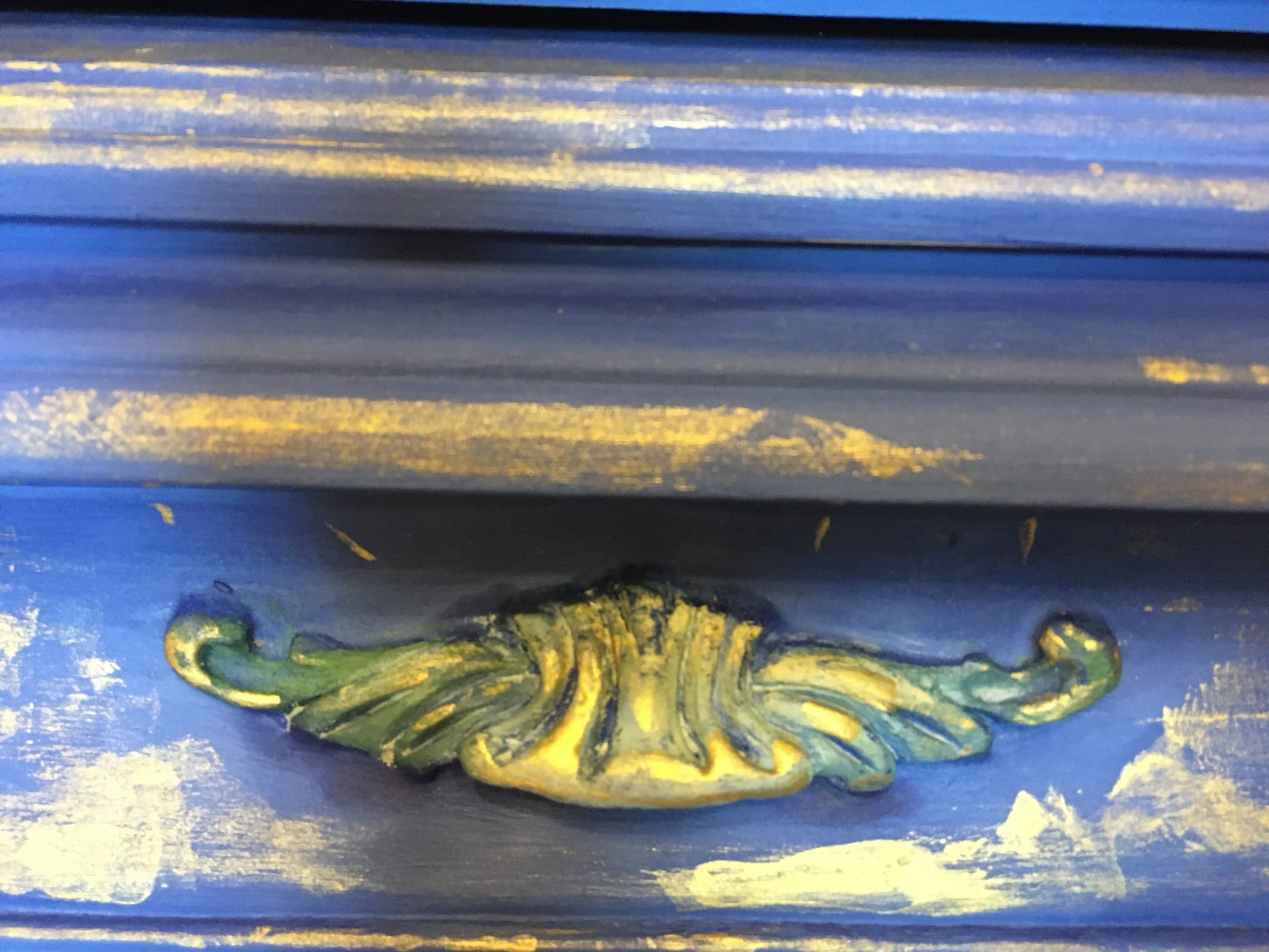 Original handles on the drawer.