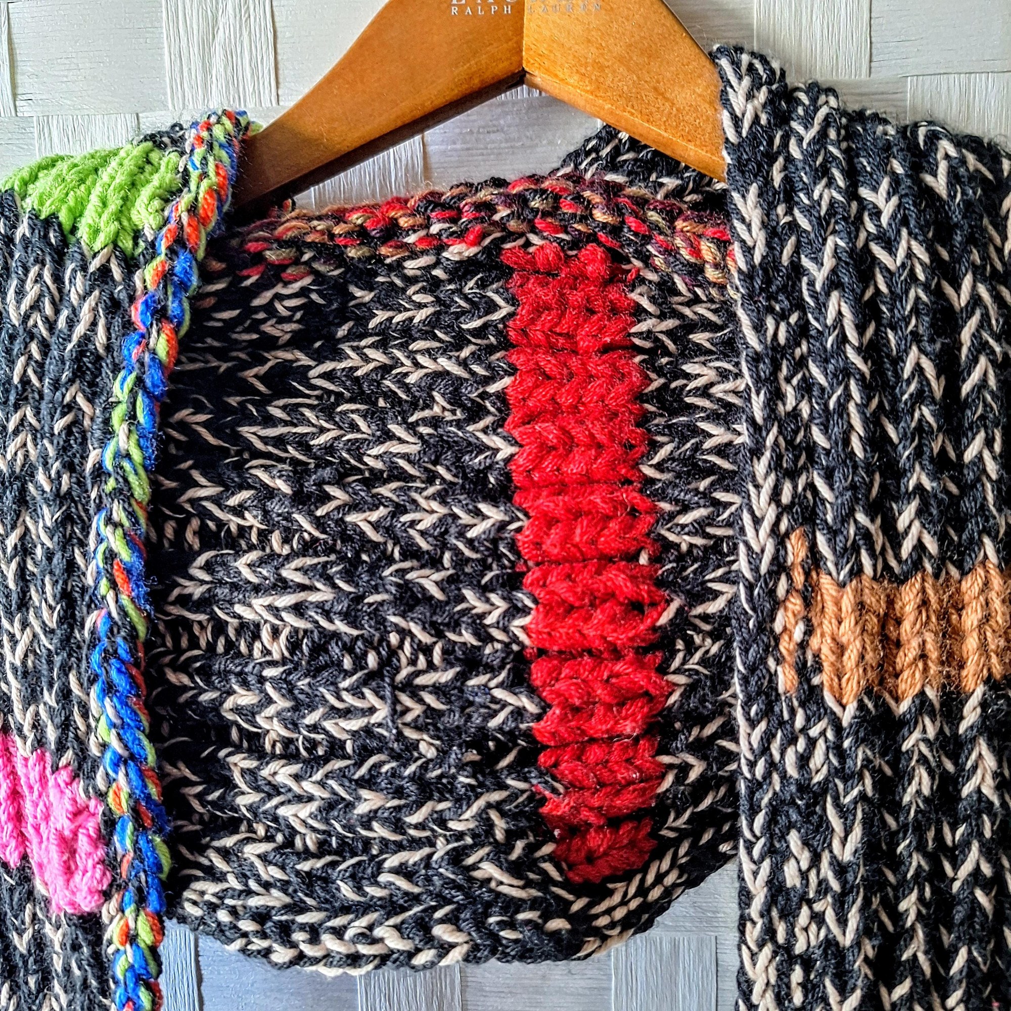 The Cashmere Blend Maxi Scarf, view 9